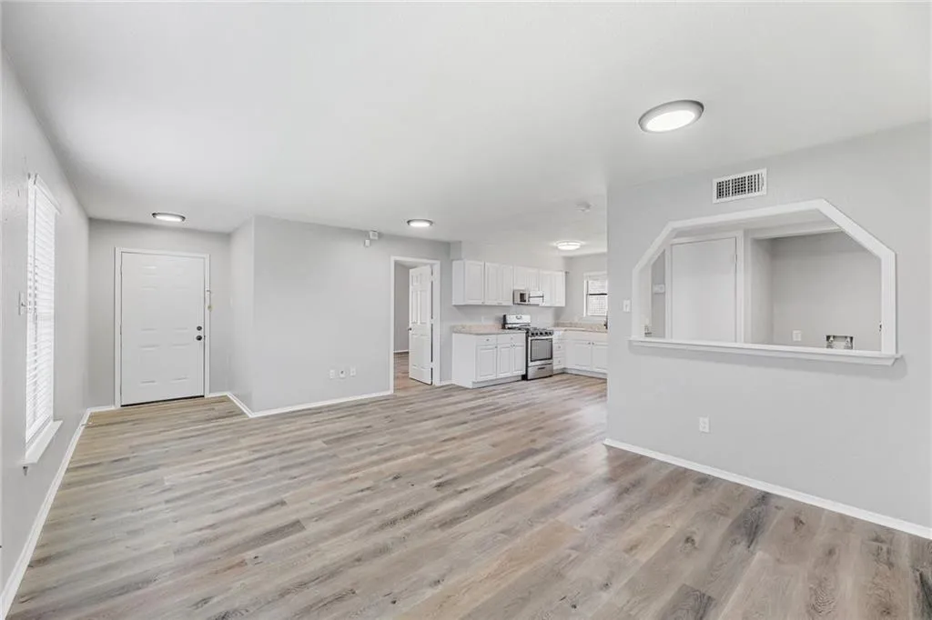 Photo 2 of 5645 PINON VISTA DR
