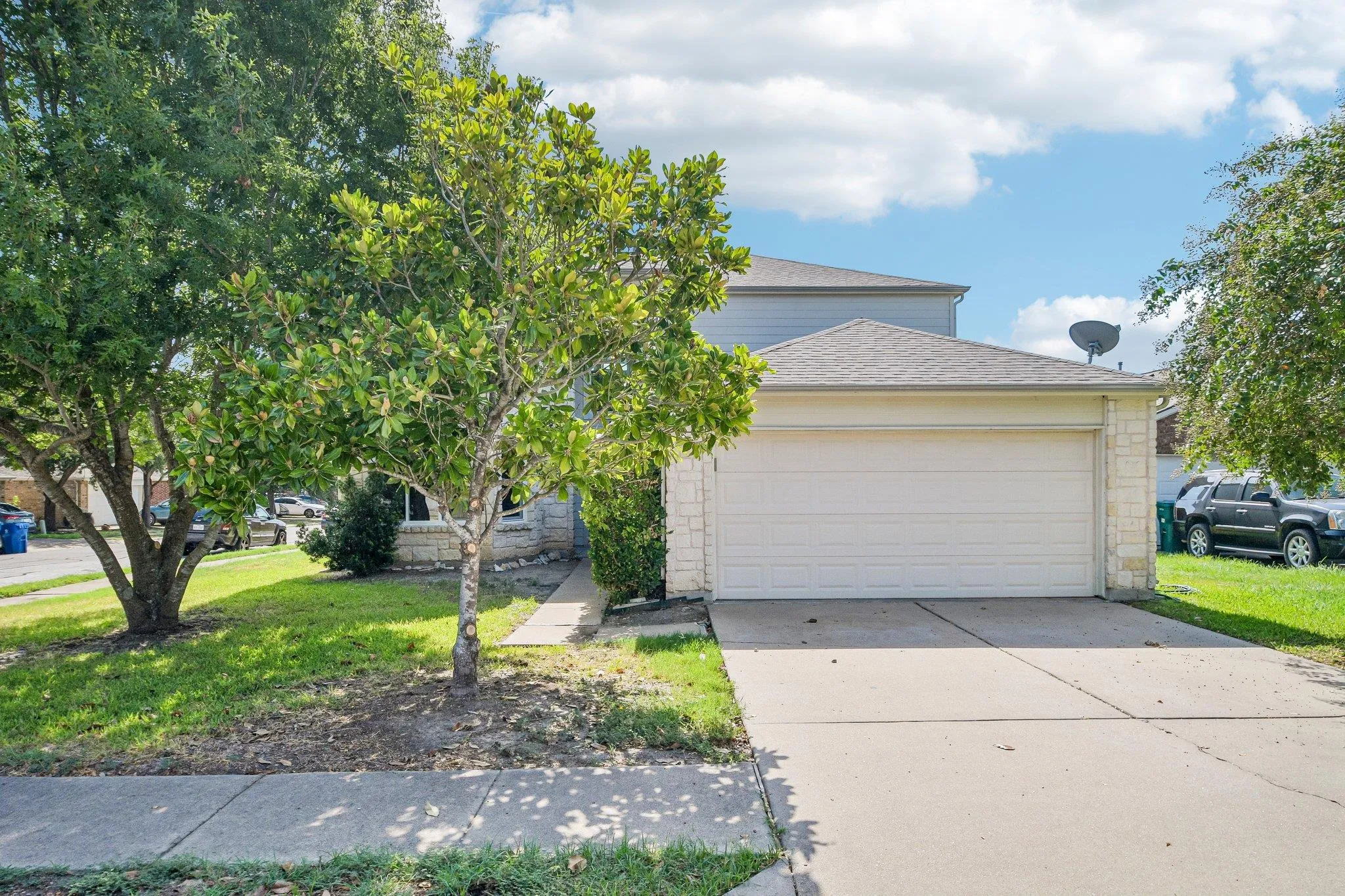 Photo of 14413 GURNEYS EAGLE DR, Elgin, TX, 78621