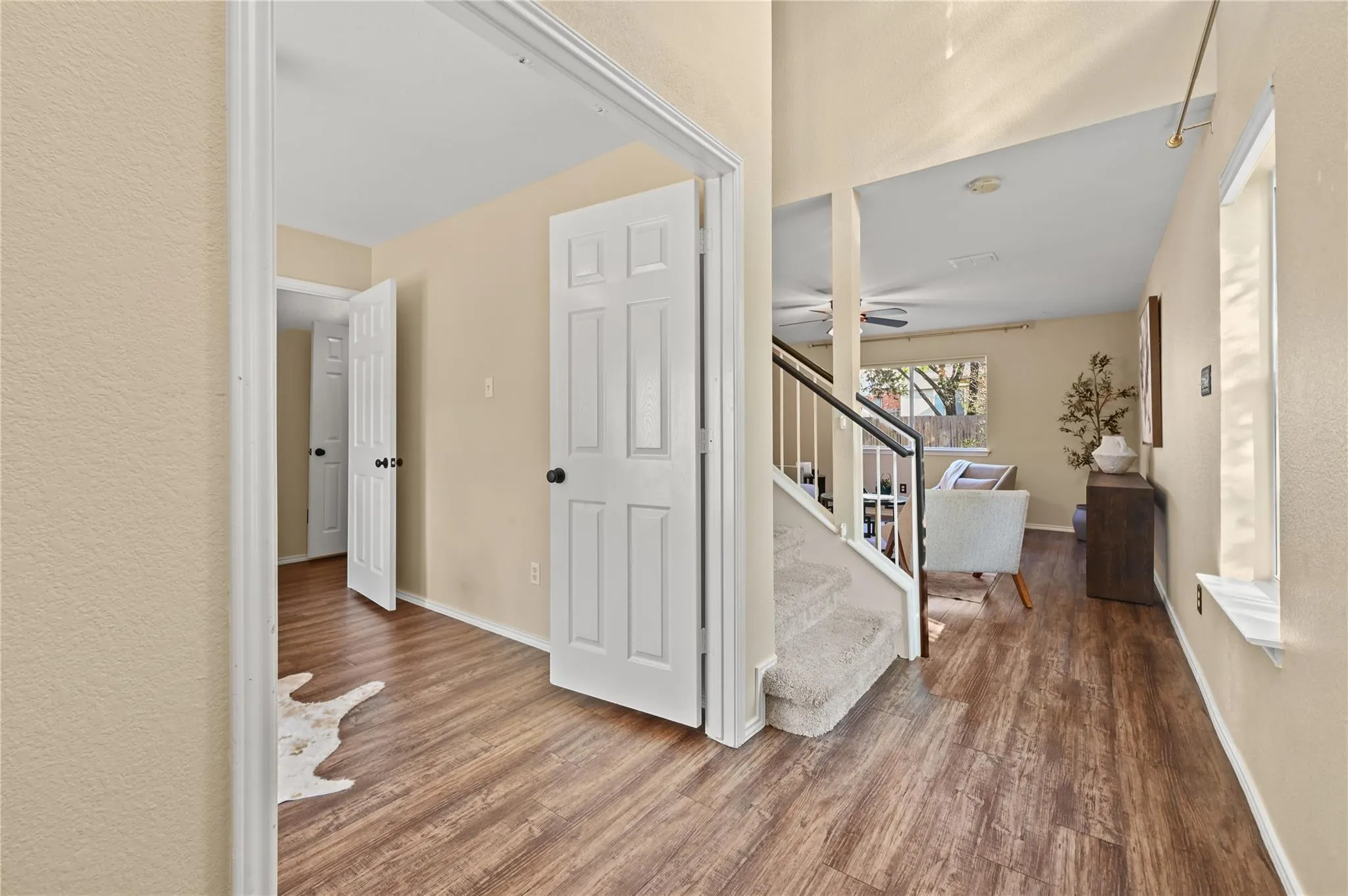 Photo 5 of 11608 PAUL E ANDERSON DR