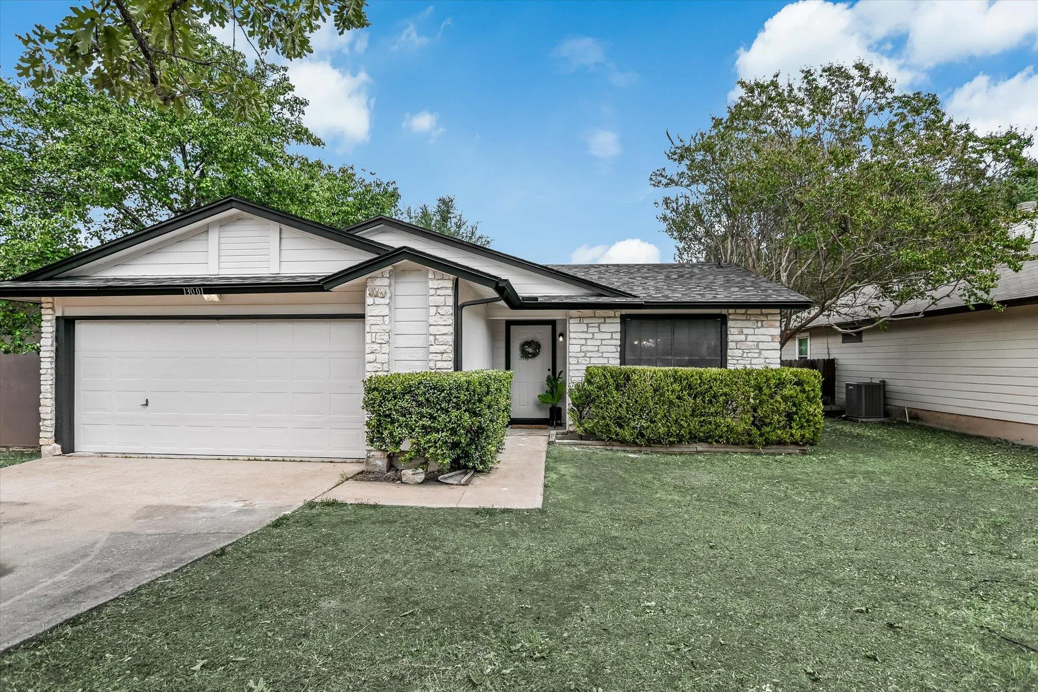 Photo of 13001 GARFIELD LN, Austin, TX, 78727