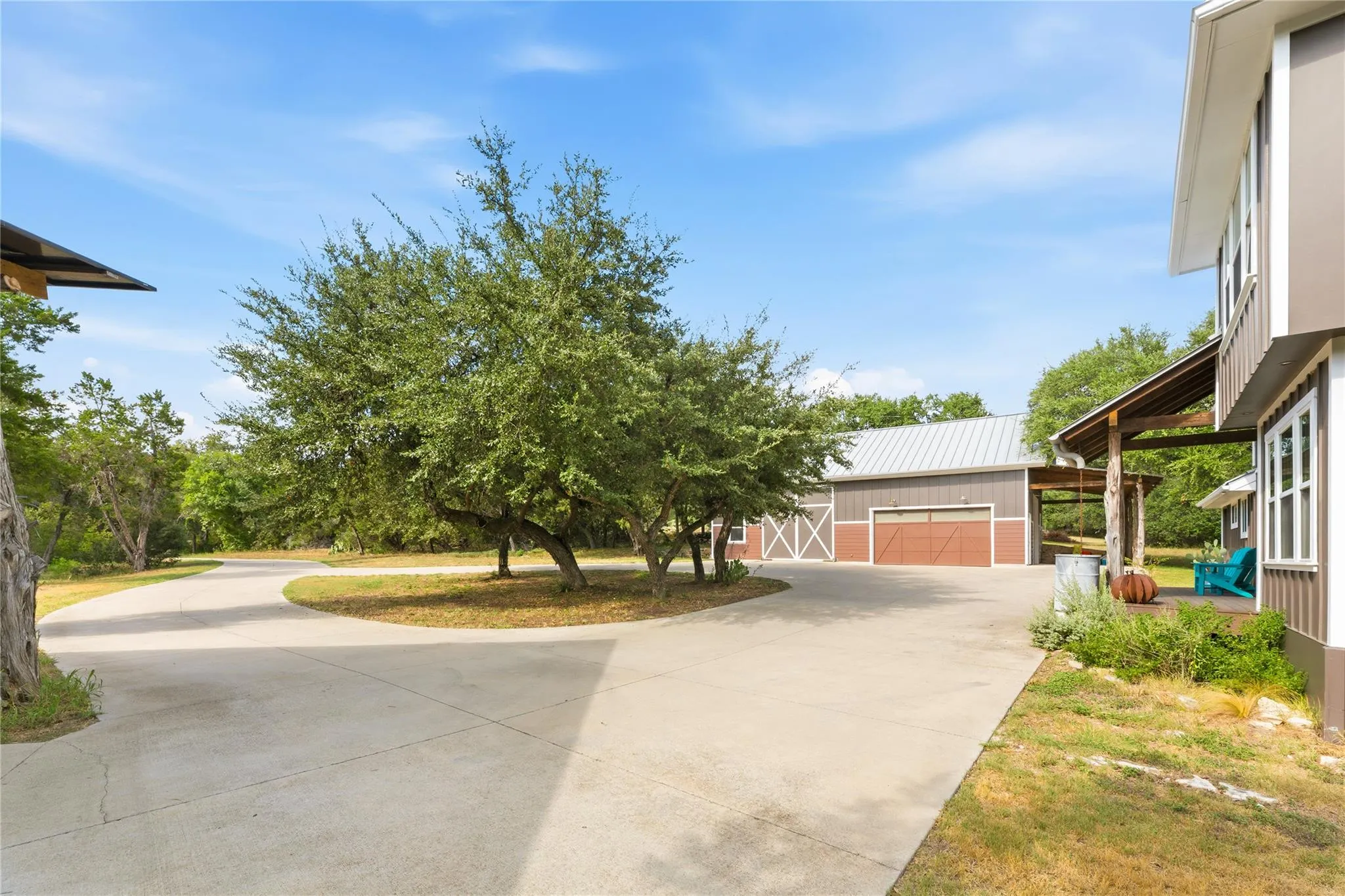 Photo 4 of 12901 WIRE RD