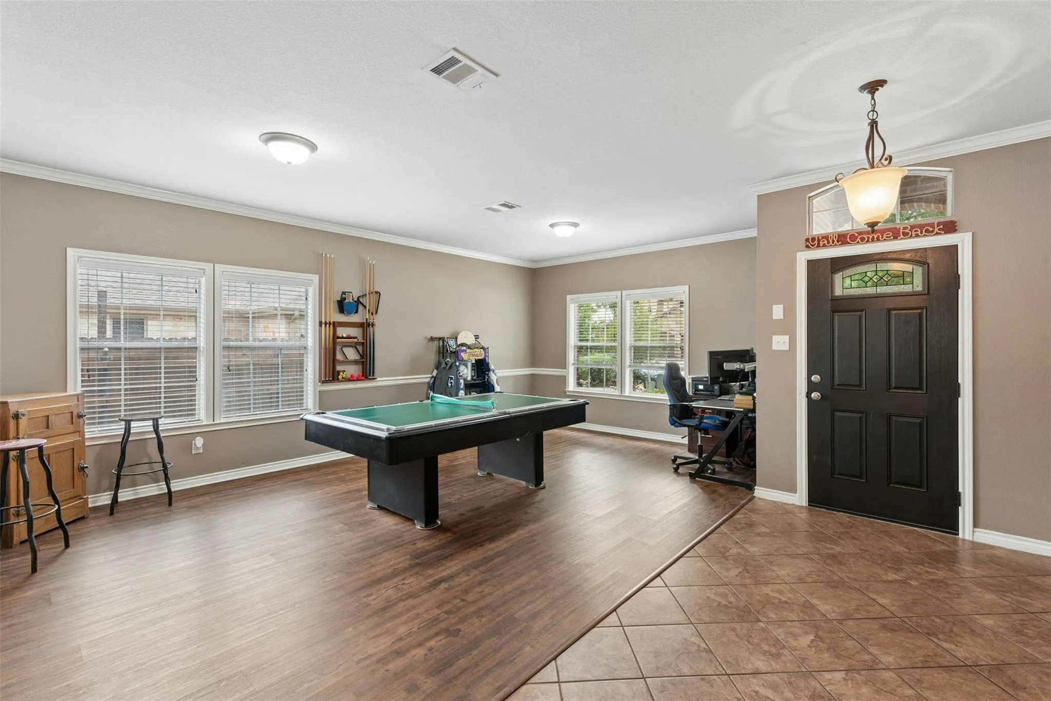 Photo 4 of 30013 EDGEWOOD DR