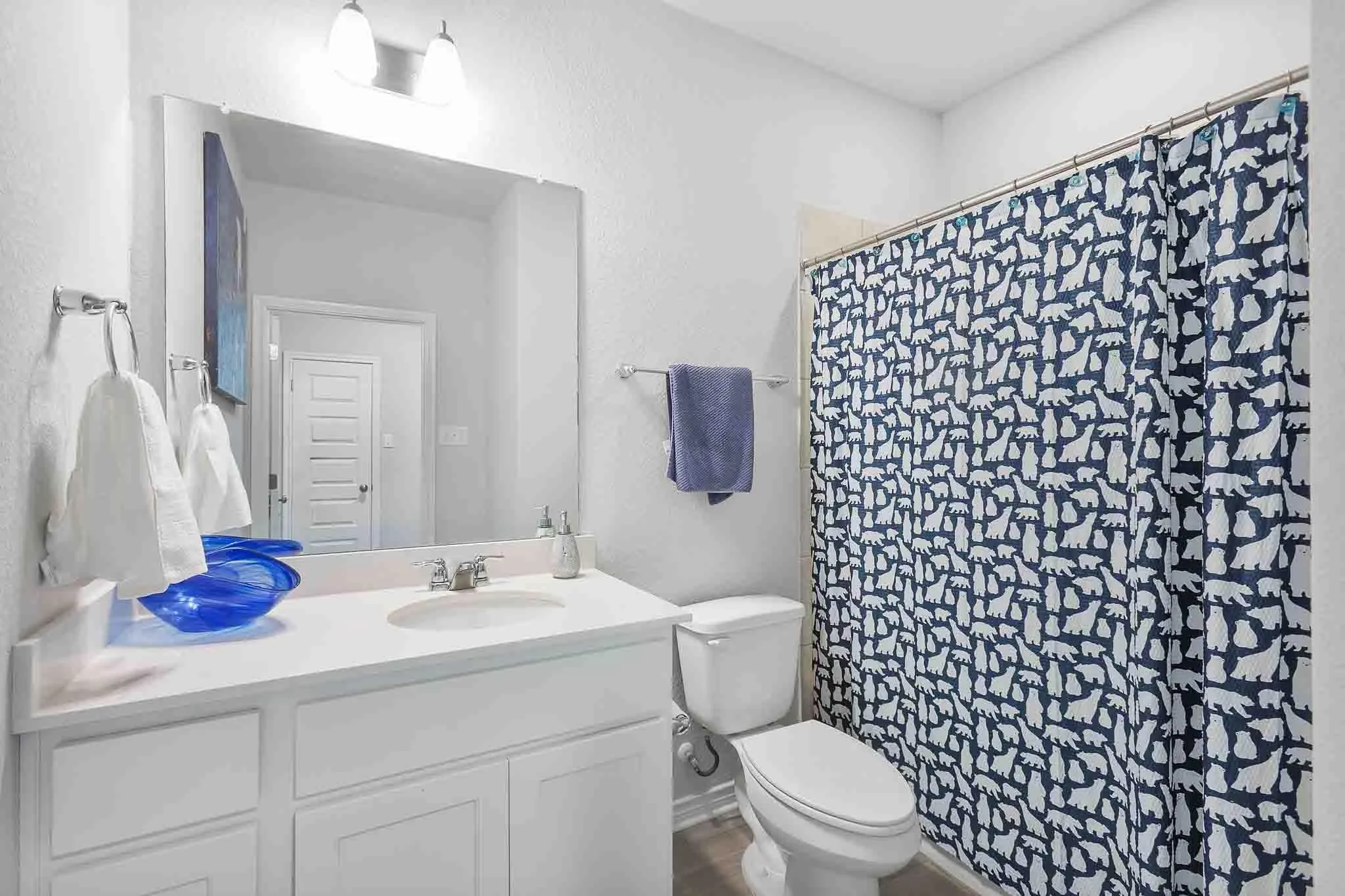 Photo 4 of 616 BARBARY COAST LN