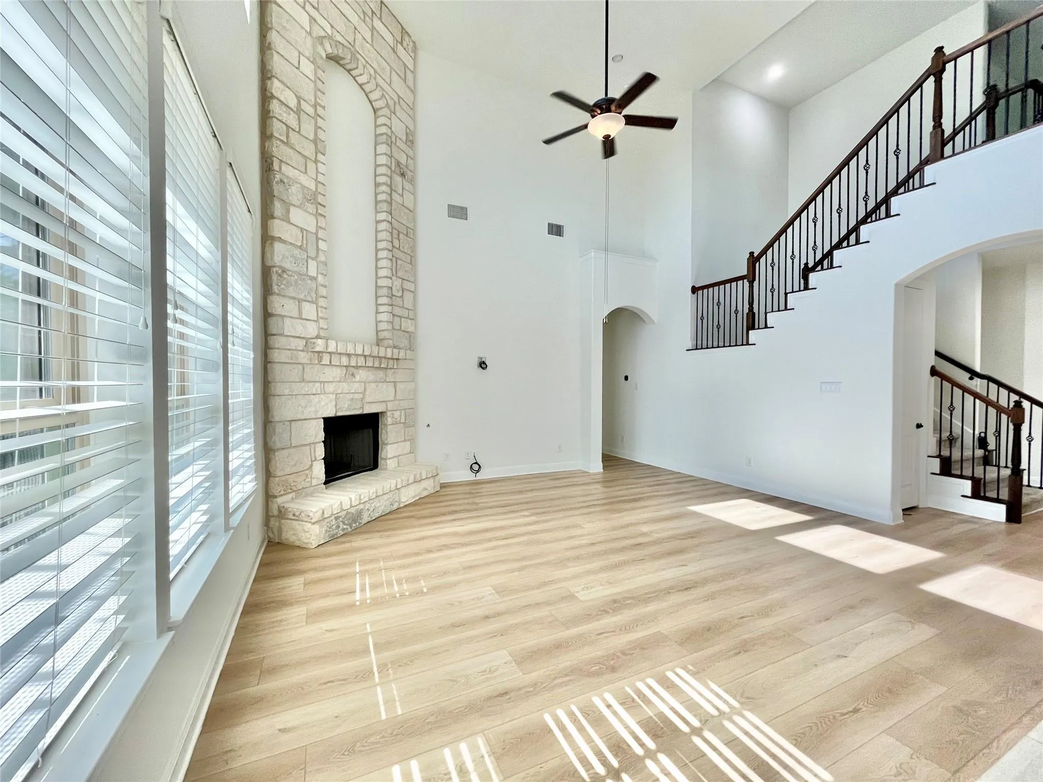 Photo 5 of 3701 CARYA DR