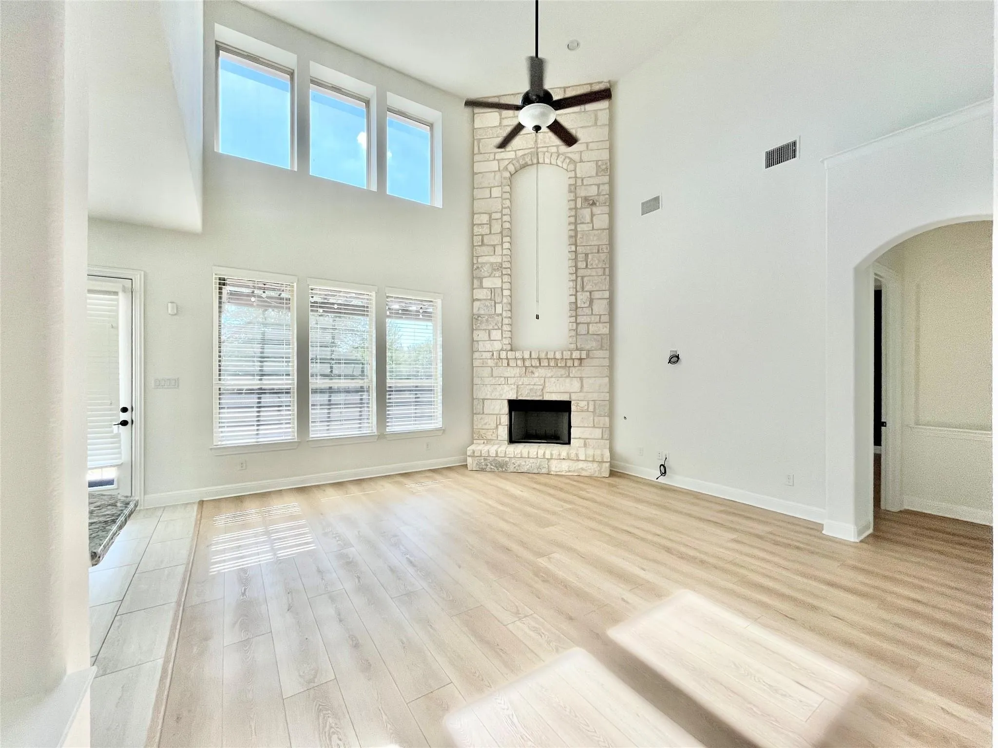 Photo 4 of 3701 CARYA DR