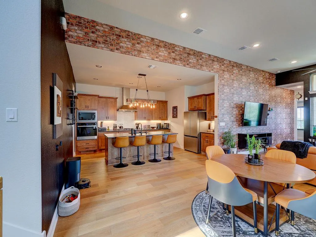 Photo 5 of 232 FLORA SPRINGS CV