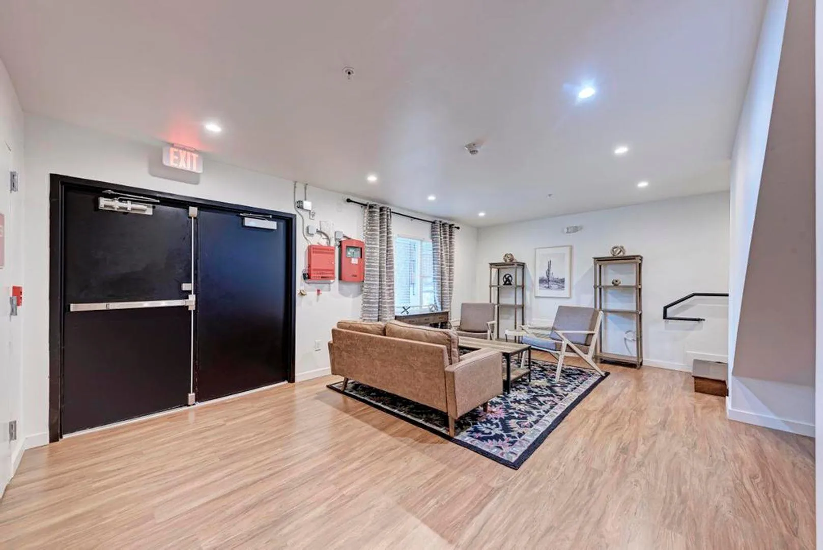 Photo 4 of 306 E 30TH ST #210