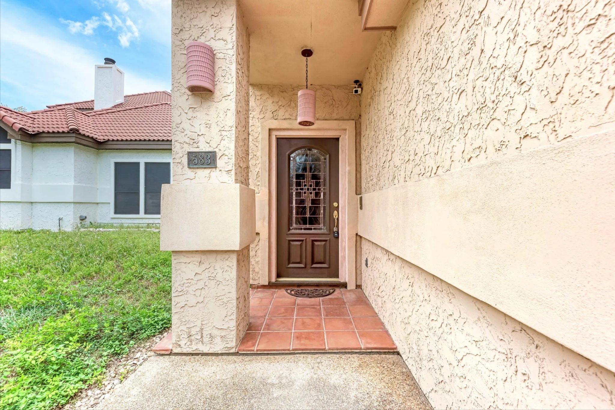 Photo 4 of 583 RUPEN DR