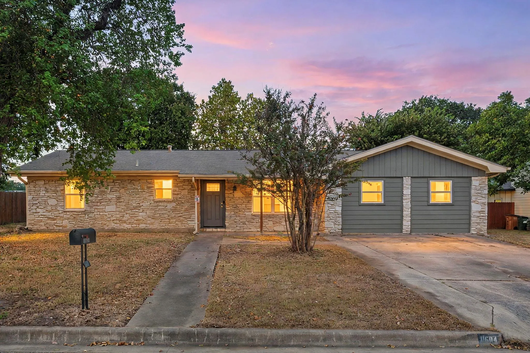 Photo of 11604 N OAKS DR, Austin, TX, 78753