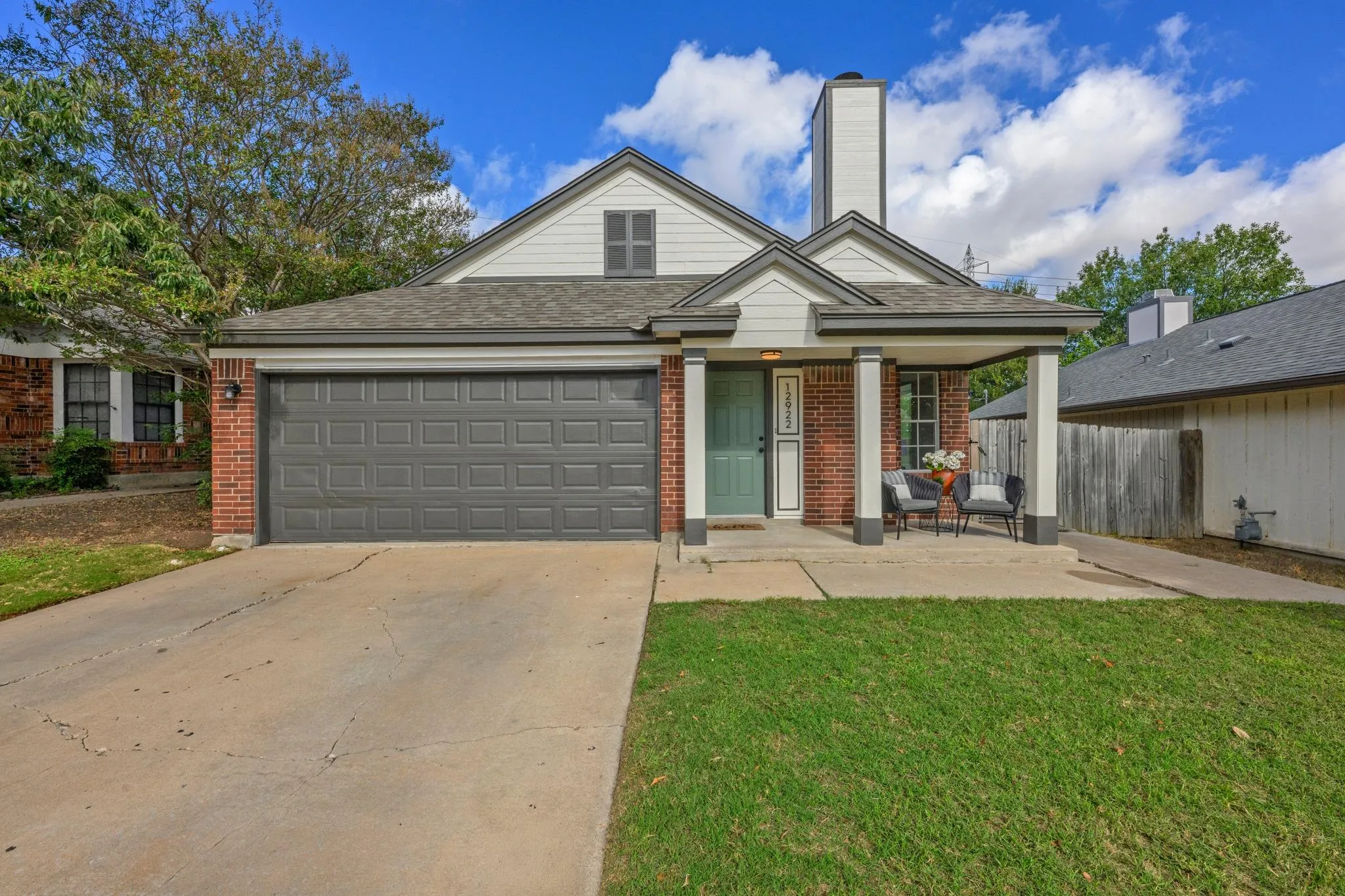 Photo 2 of 12922 STATON DR