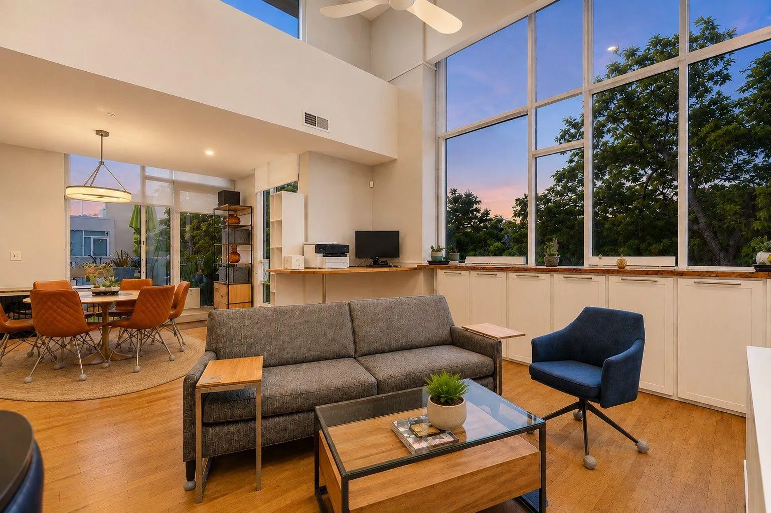 Photo 2 of 1600 BARTON SPRINGS RD #5406