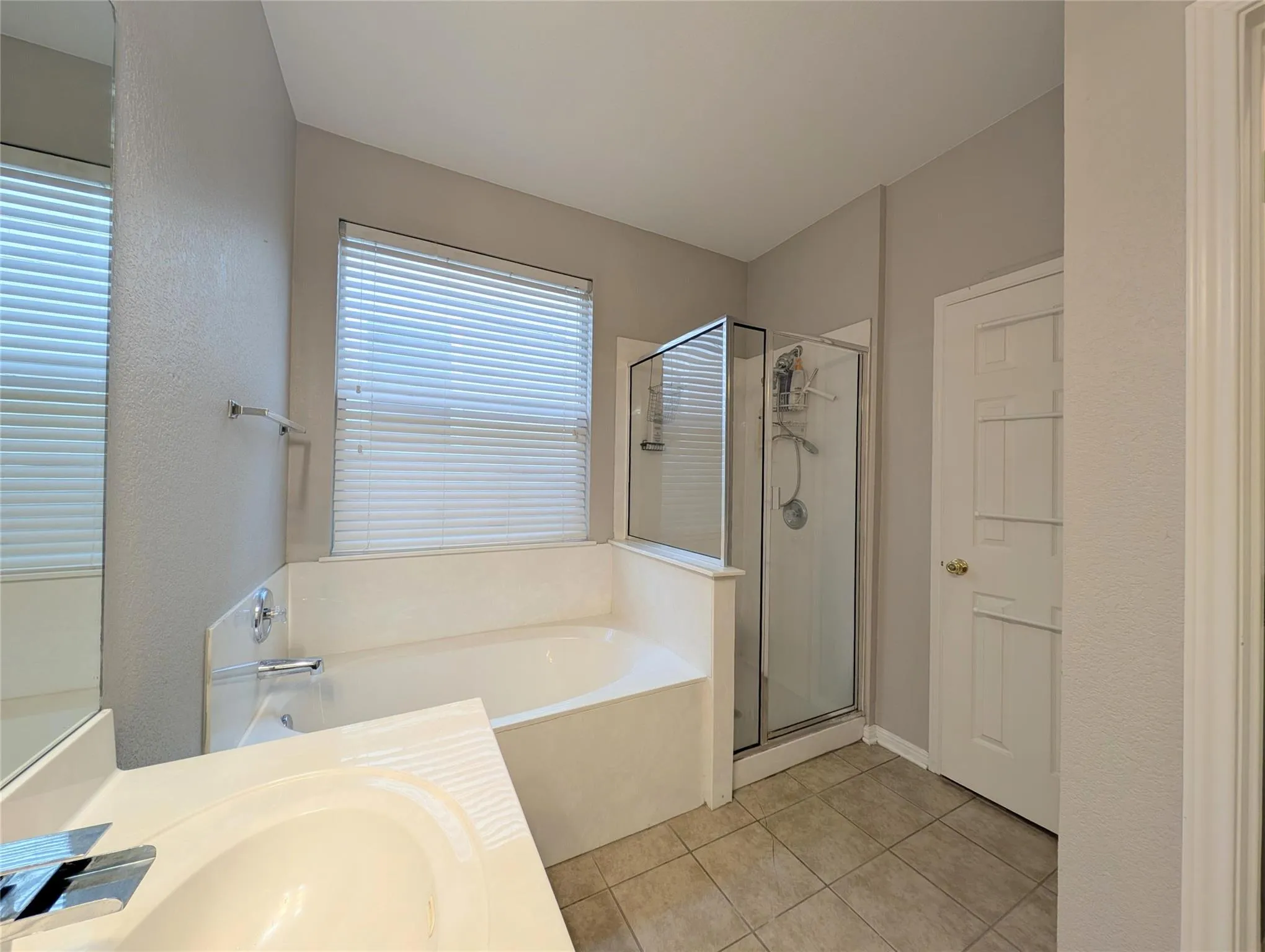 Photo 4 of 4810 VIRGINIA DARE LN #88