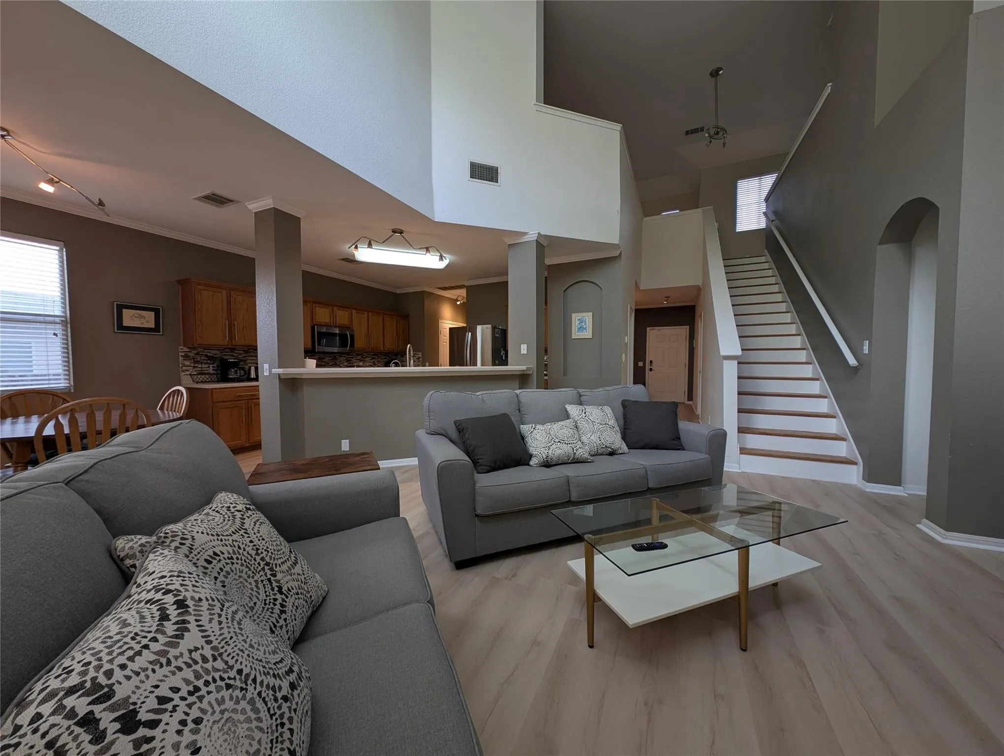 Photo 3 of 4810 VIRGINIA DARE LN #88
