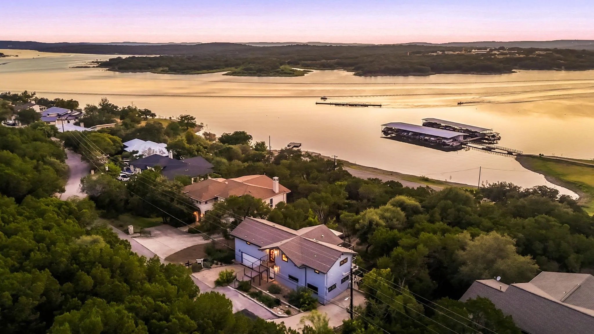 Photo of 6300 LAKESHORE DR, Lago Vista, TX, 78645