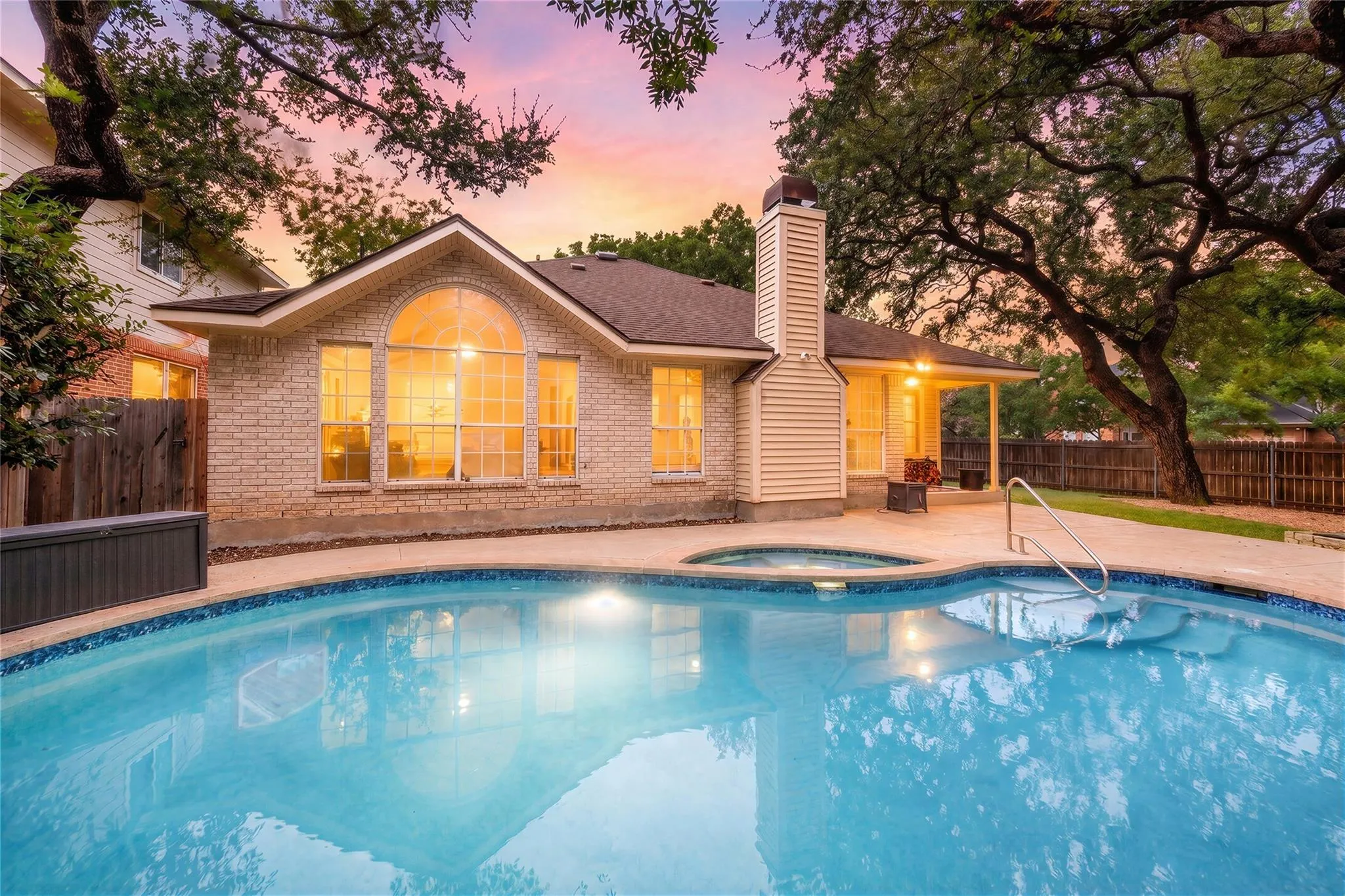 Photo of 6112 JUMANO LN, Austin, TX, 78749