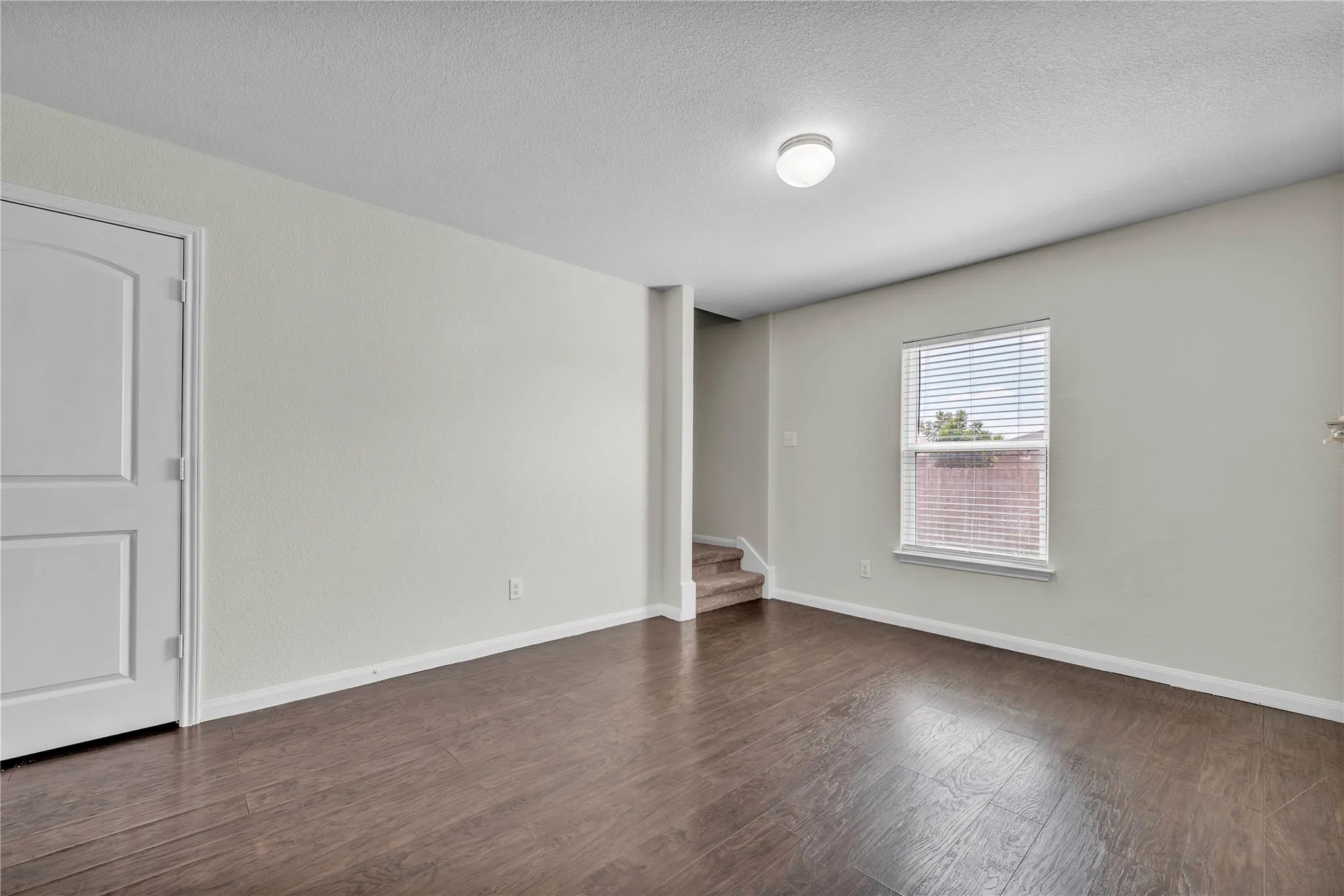 Photo 5 of 5021 CRESSLER LN #29G