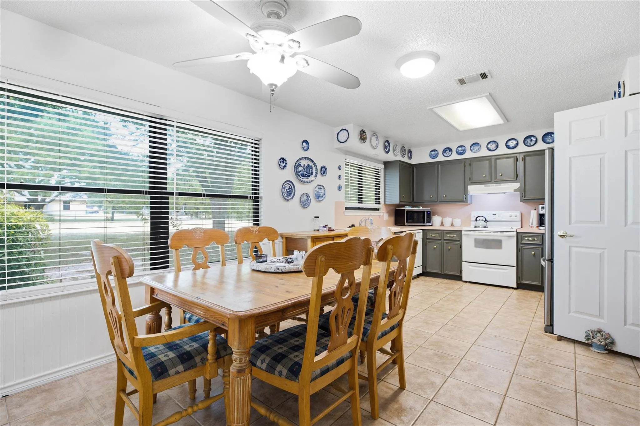 Photo 5 of 50208 EAGLE TRACE DR