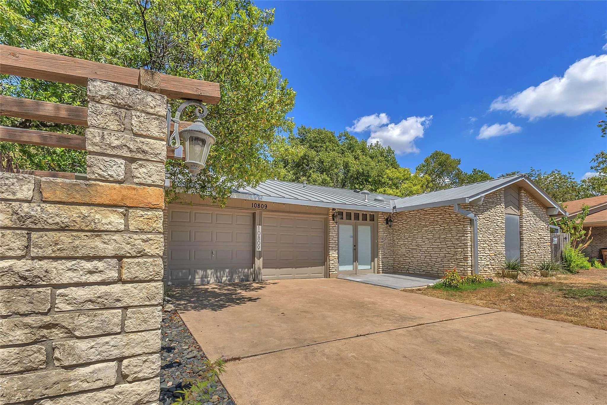 Photo of 10809 LAMBERT CIR, Austin, TX, 78758