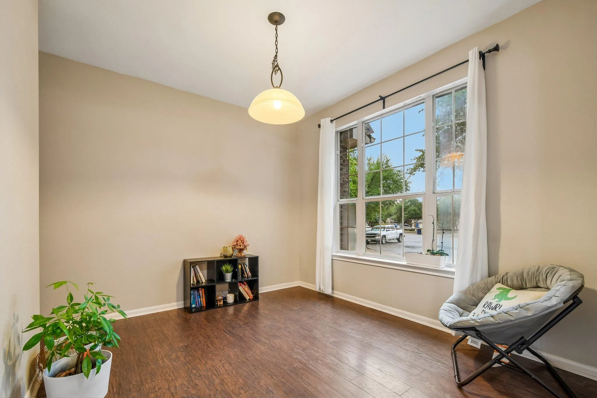 Photo 3 of 1205 YOUNTVILLE DR
