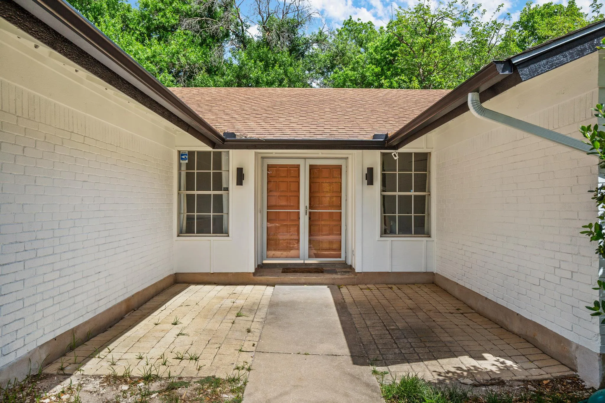 Photo 3 of 10201 PARKFIELD DR