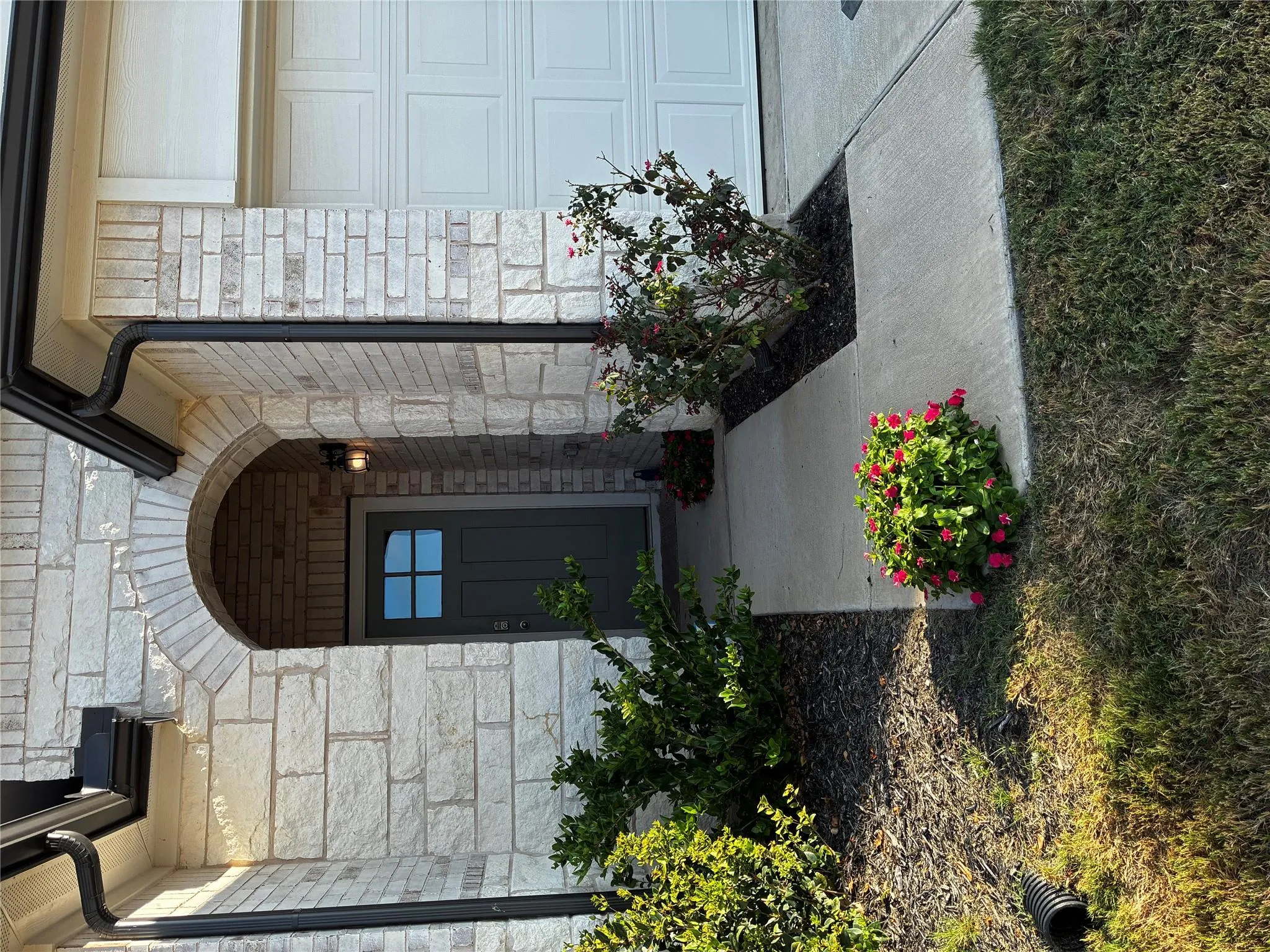 Photo 2 of 164 ALAMO VINE CT