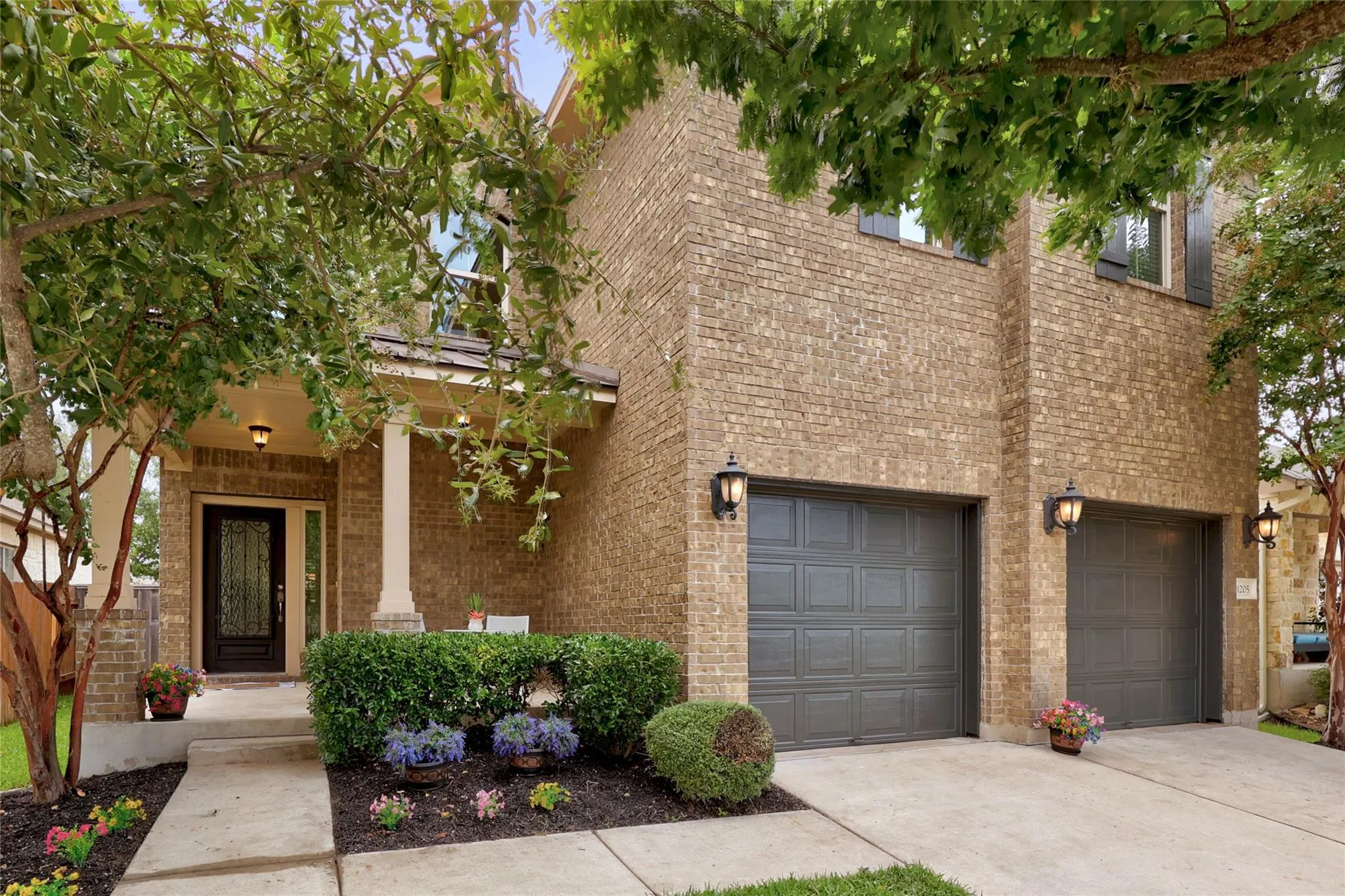 Photo 4 of 1205 ROCK MILL LN
