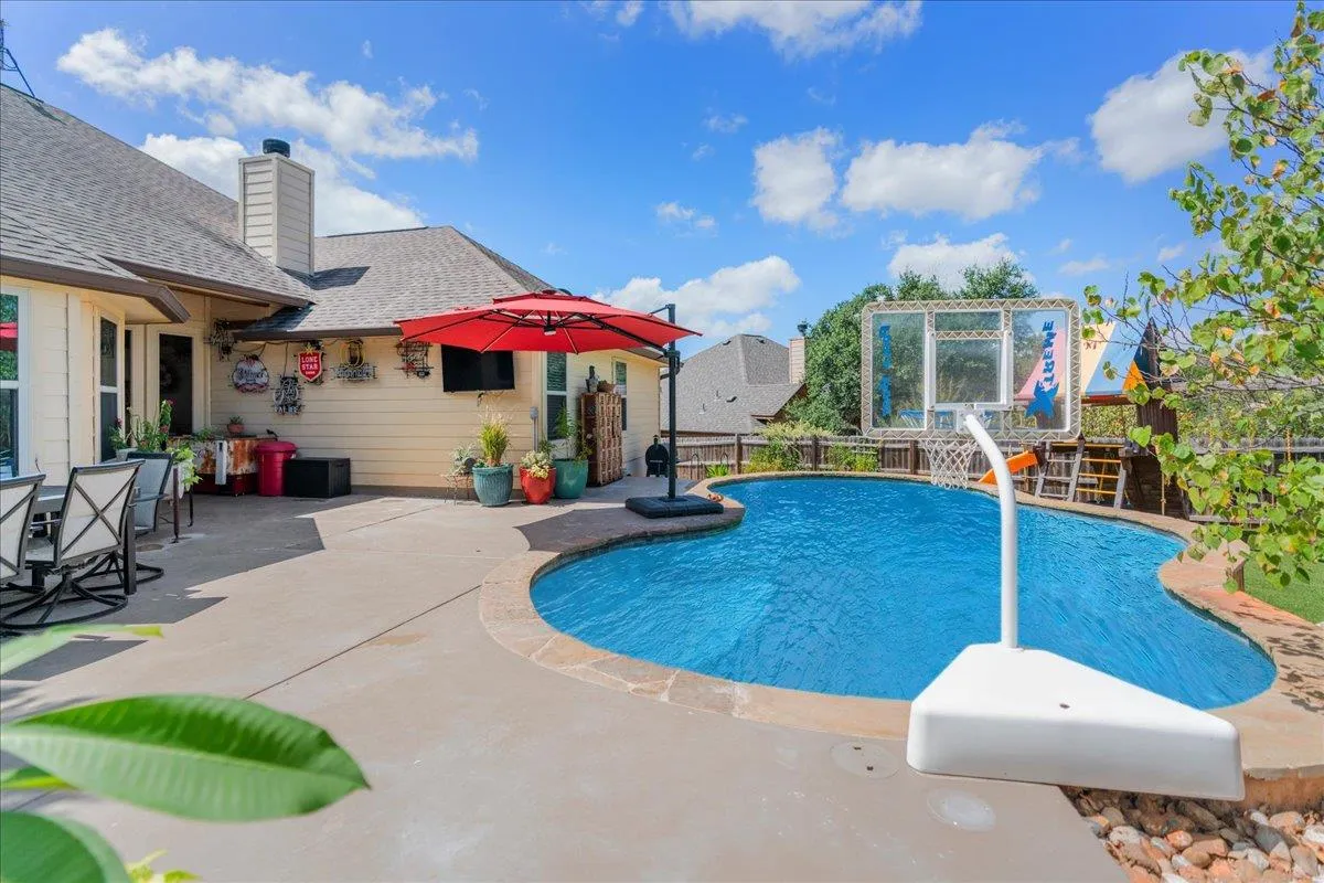 Photo of 18 INDIAN PRINCESS, Wimberley, TX, 78676