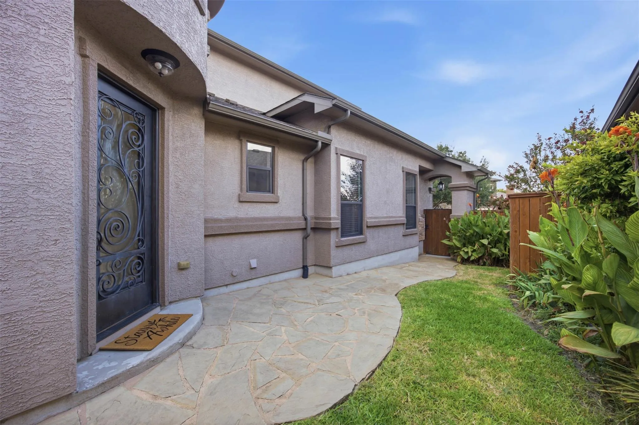 Photo 2 of 4332 TERAVISTA CLUB DR #9