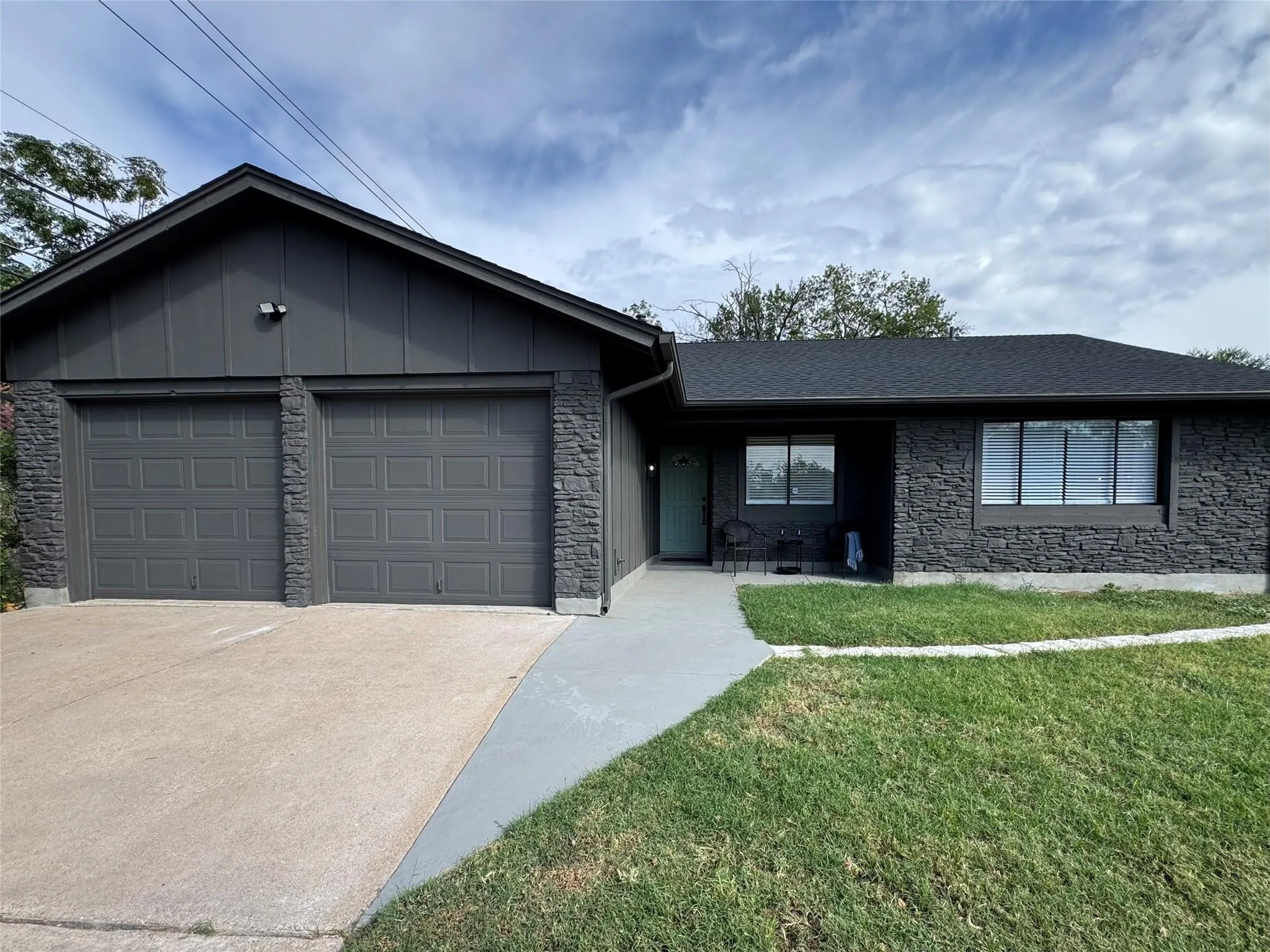 Photo of 7001 WATCHWOOD DR, Austin, TX, 78745