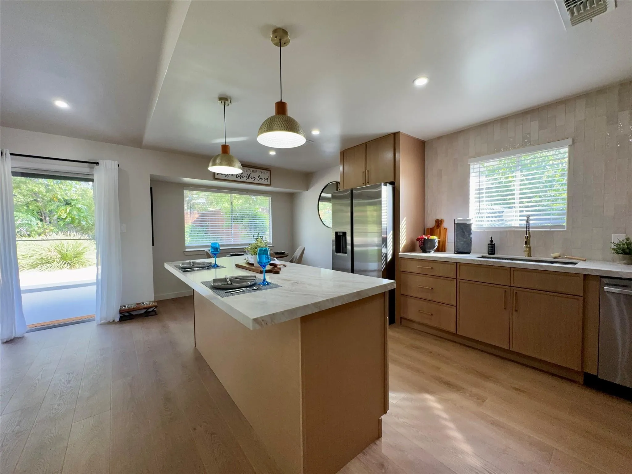 Photo 4 of 7001 WATCHWOOD DR