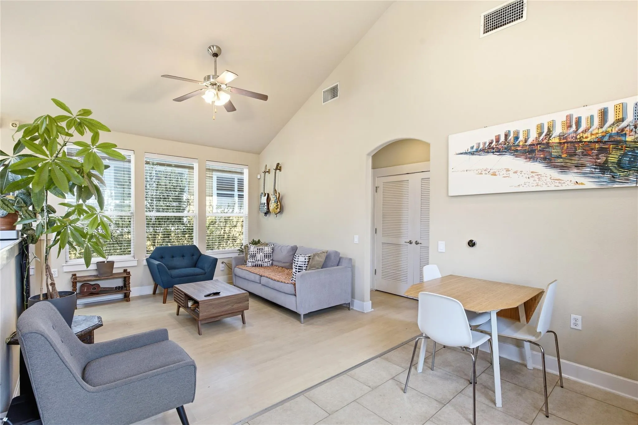 Photo 5 of 1601 MIRIAM AVE #213
