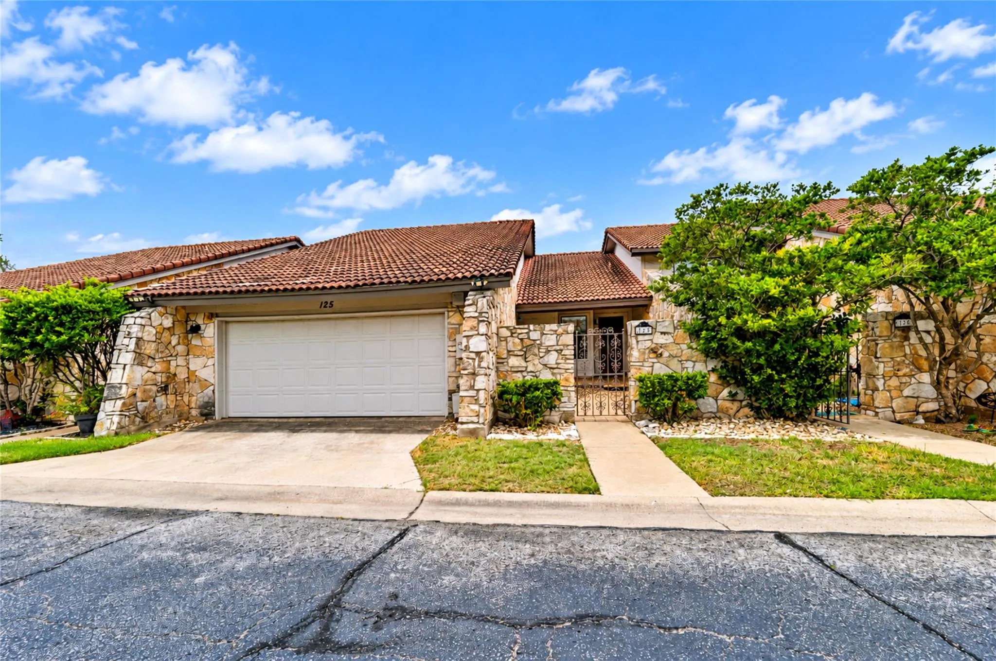 Photo of 2217 ONION CREEK PKWY #125, Austin, TX, 78747