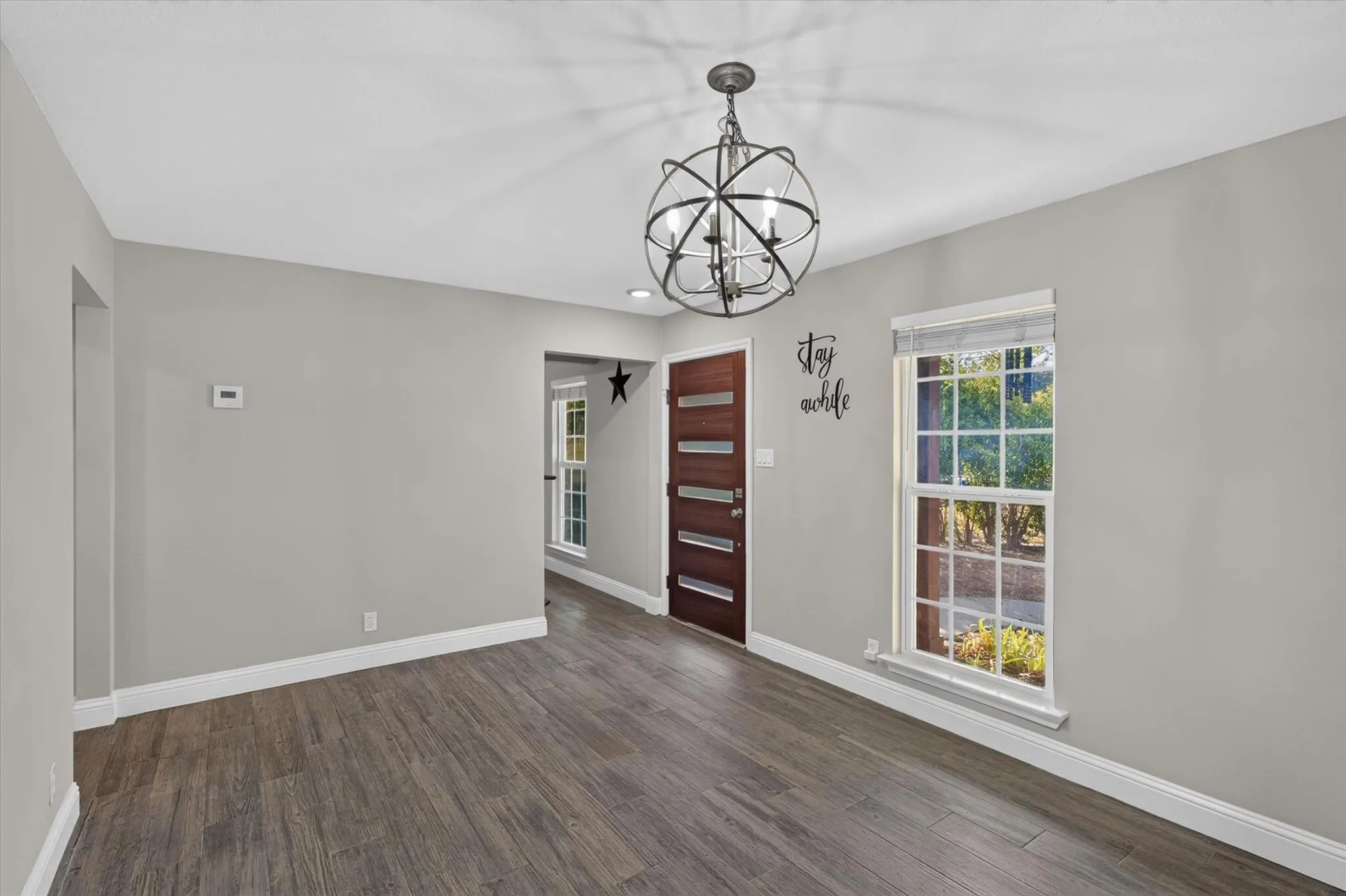Photo 4 of 8608 DELAWARE CT