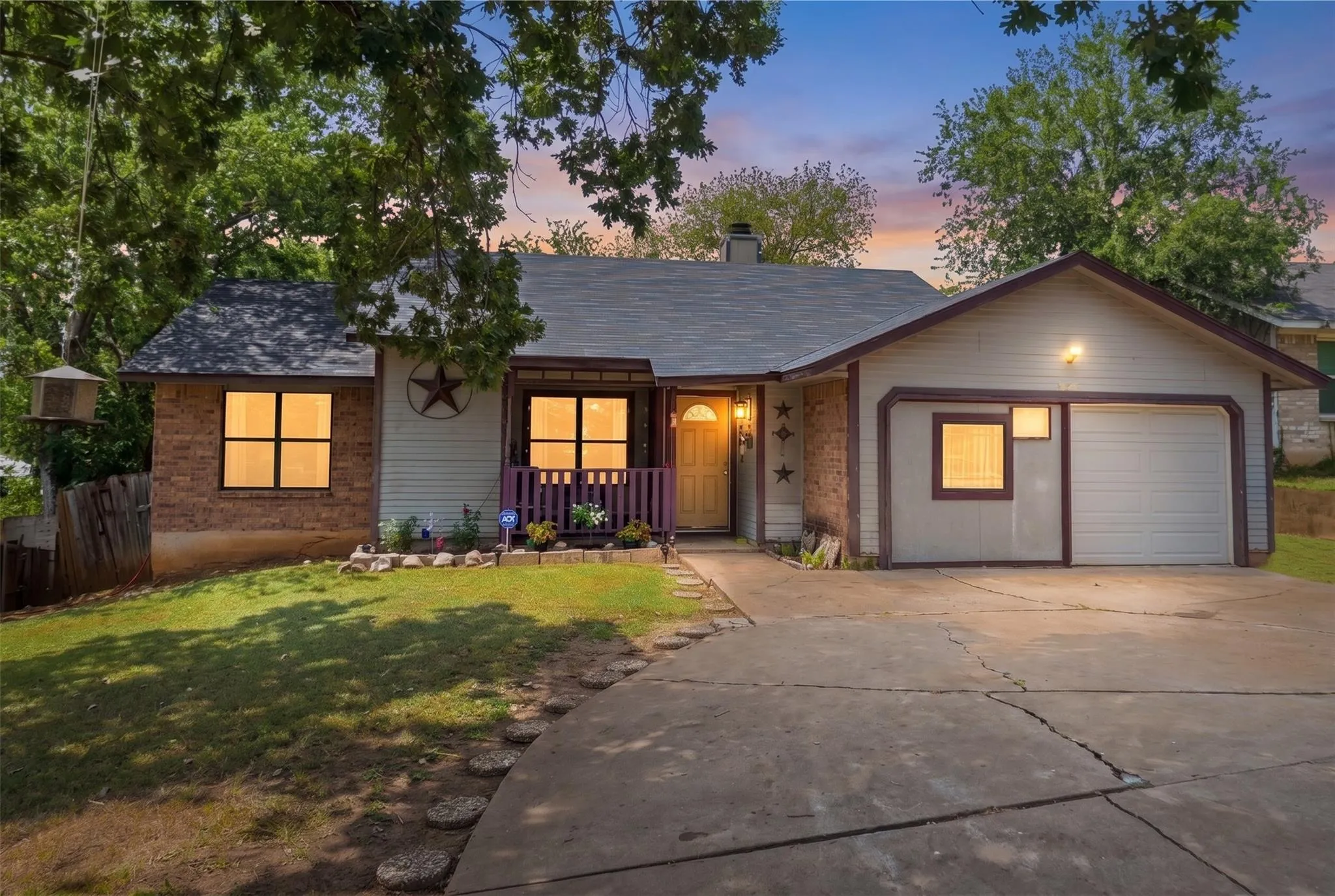 Photo of 4808 BROOK CREST RD, Austin, TX, 78744