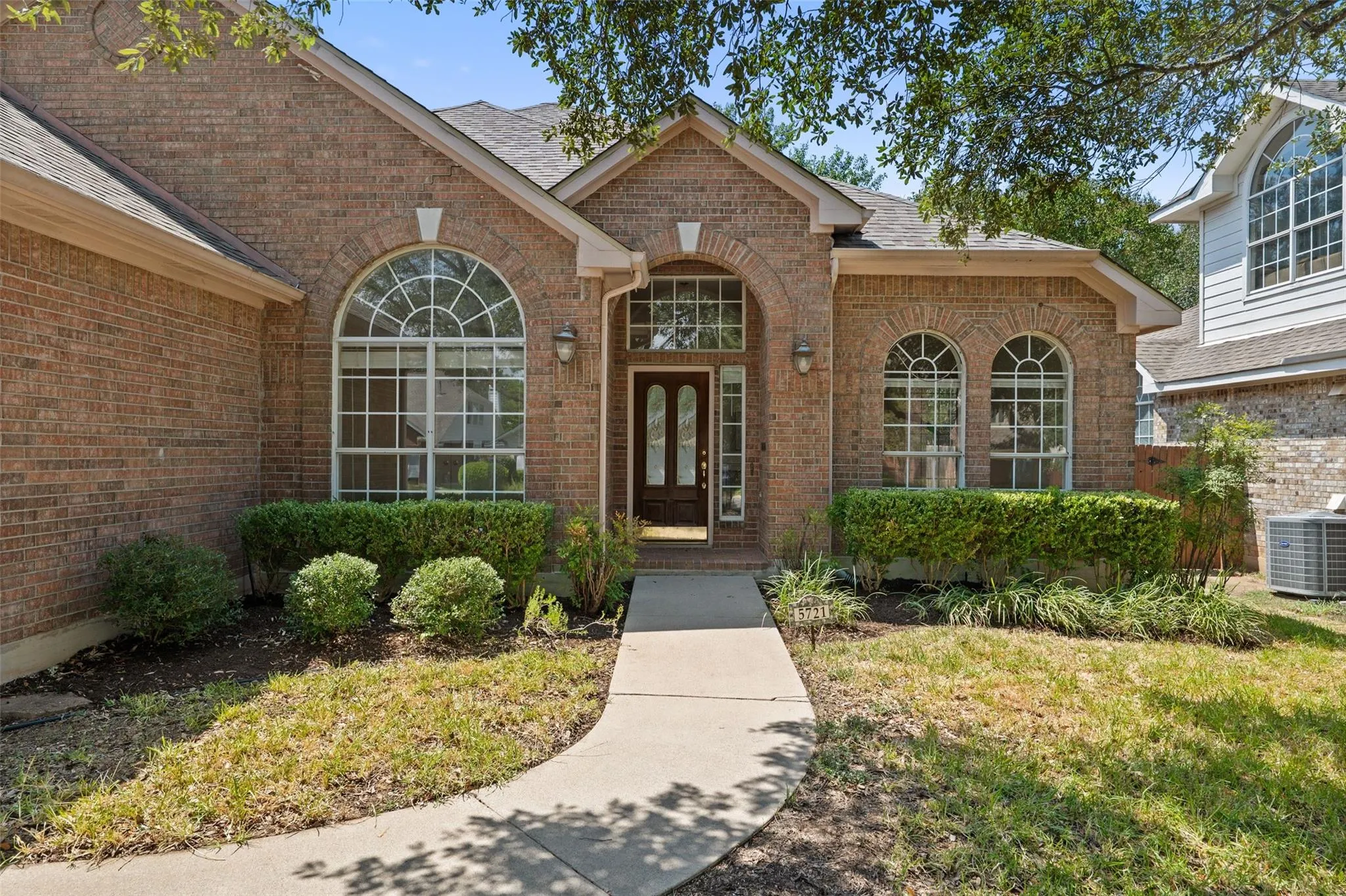 Photo of 5721 TRELAWNEY LN, Austin, TX, 78739