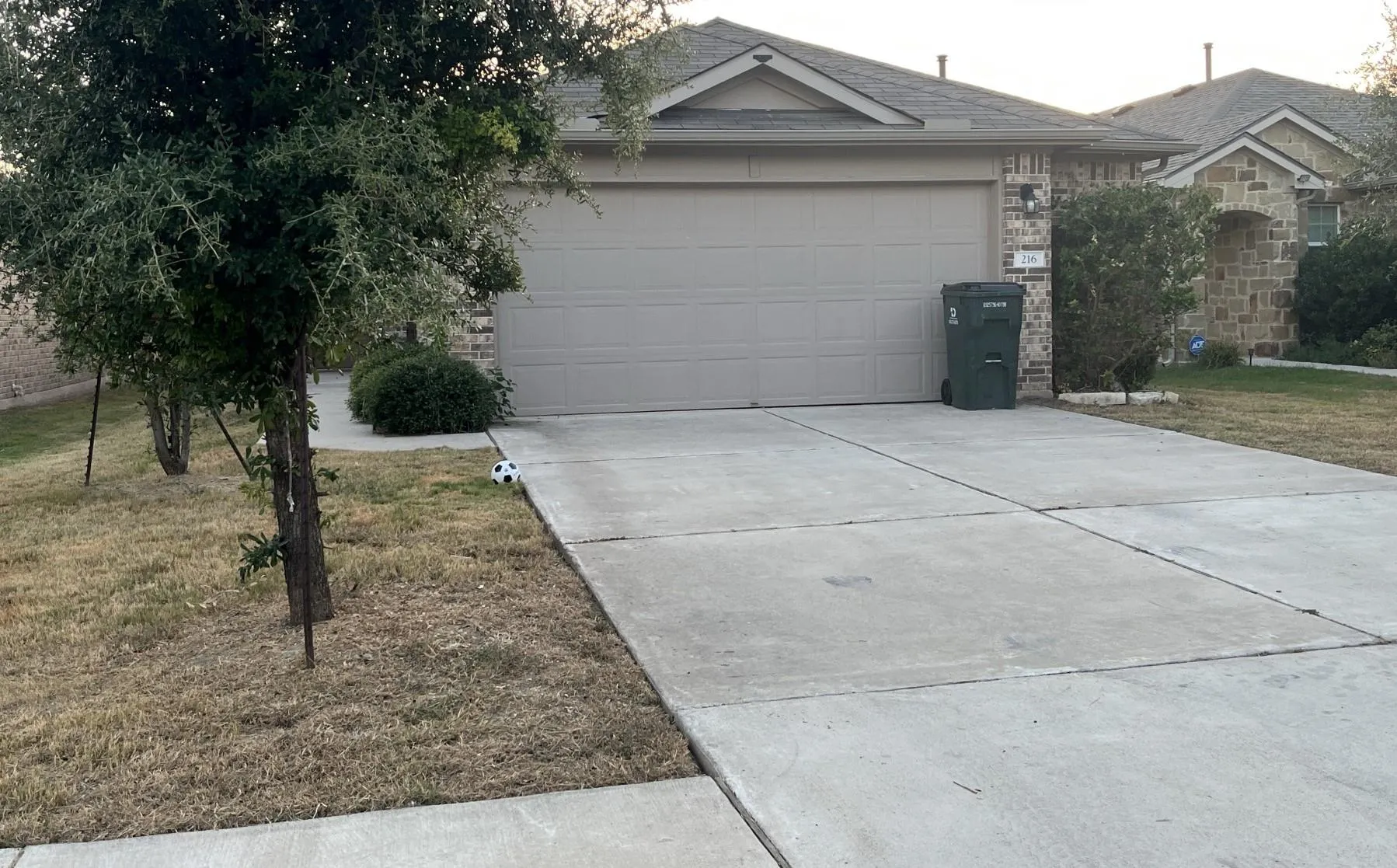 Photo of 216 FREDERICK DR, Georgetown, TX, 78626