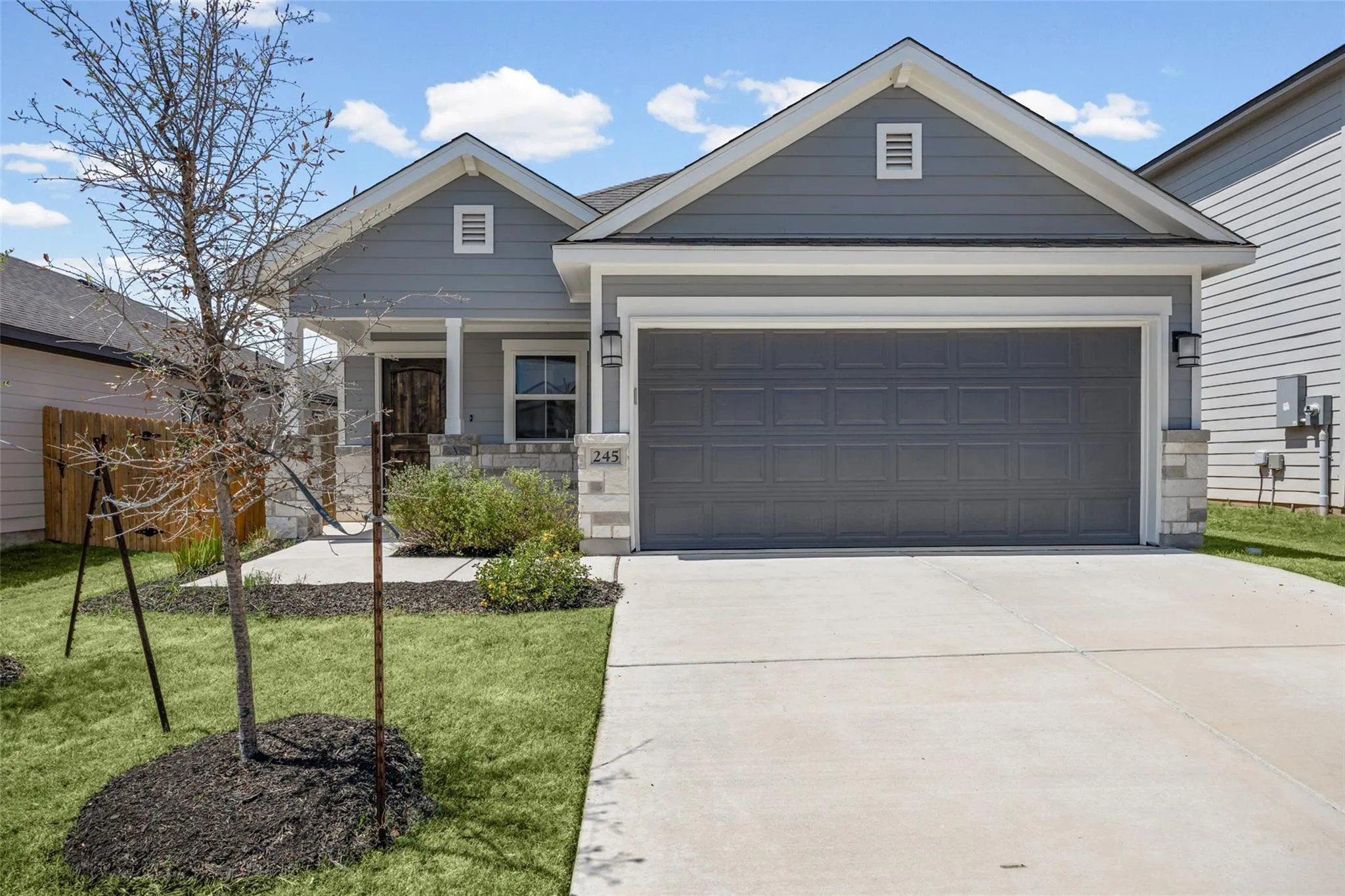 Photo of 245 IRONSHOE TRL, Liberty Hill, TX, 78642