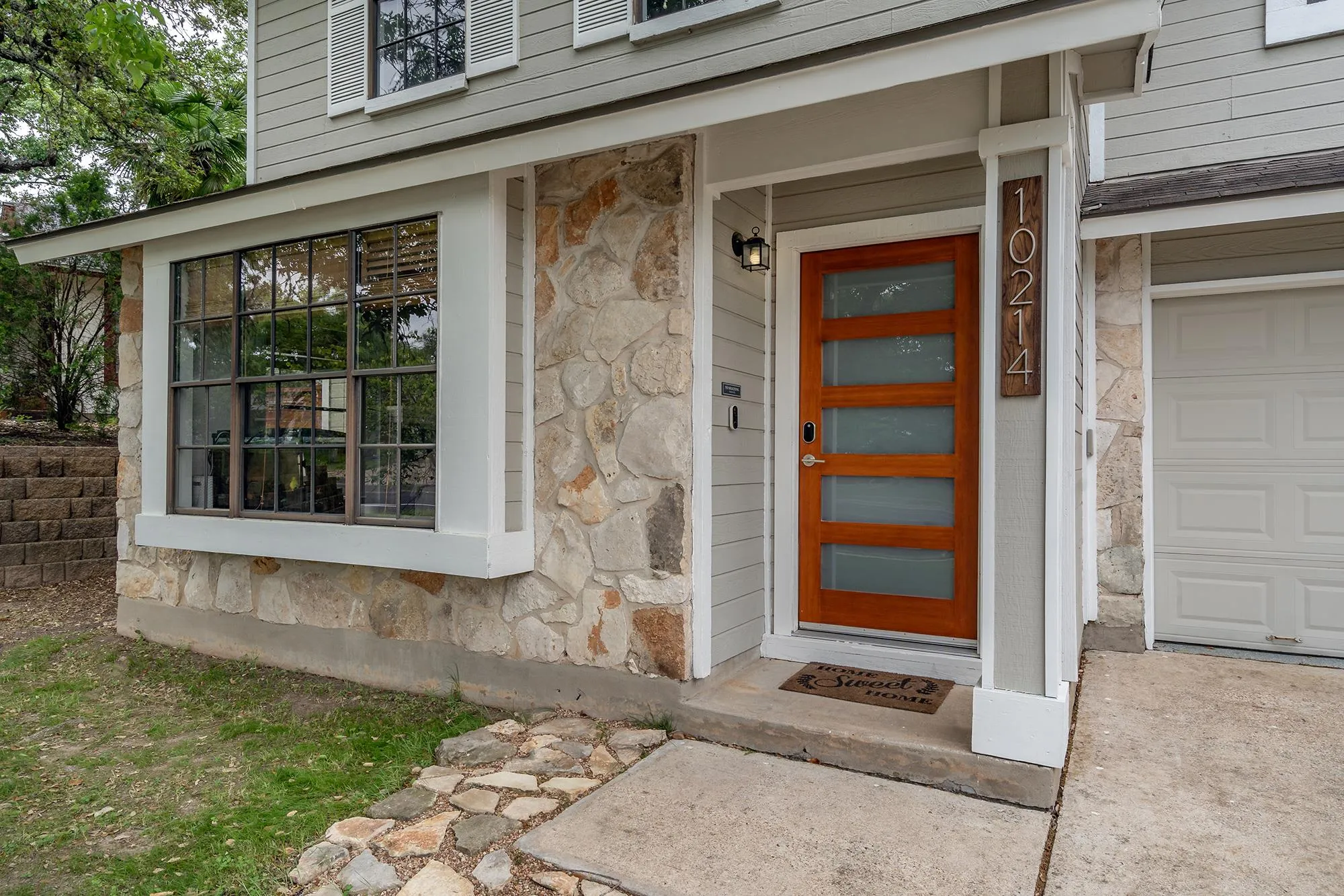 Photo 5 of 10214 BILBROOK PL