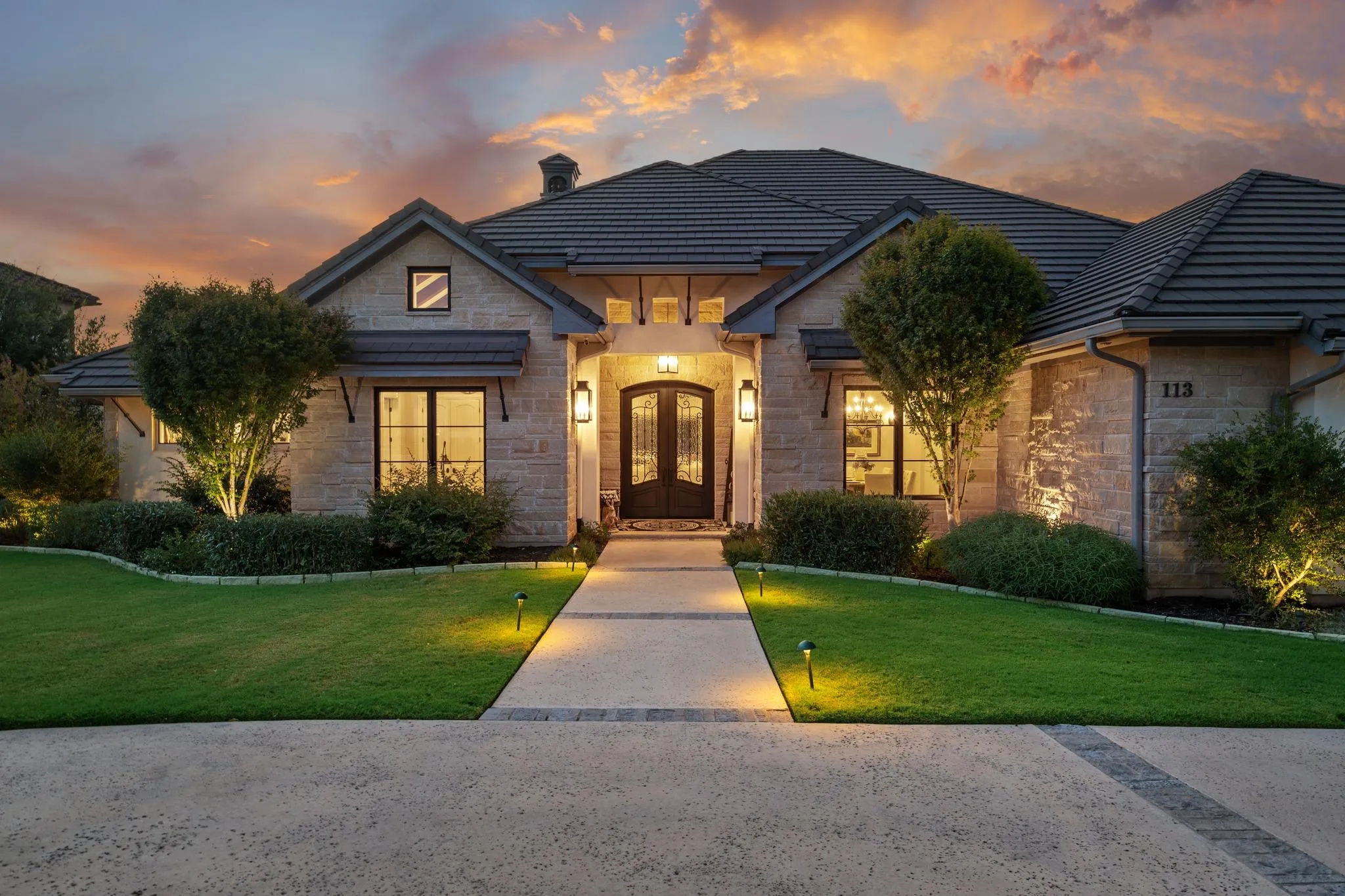 Photo 2 of 113 BIRD STONE LN