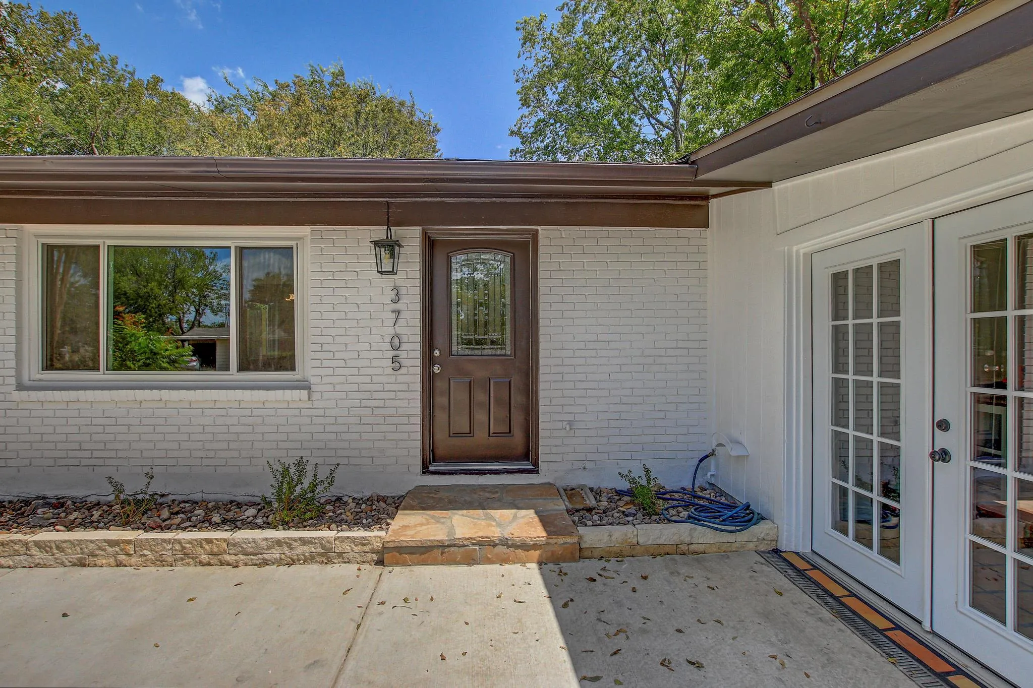 Photo 4 of 3705 TOWER VIEW CT