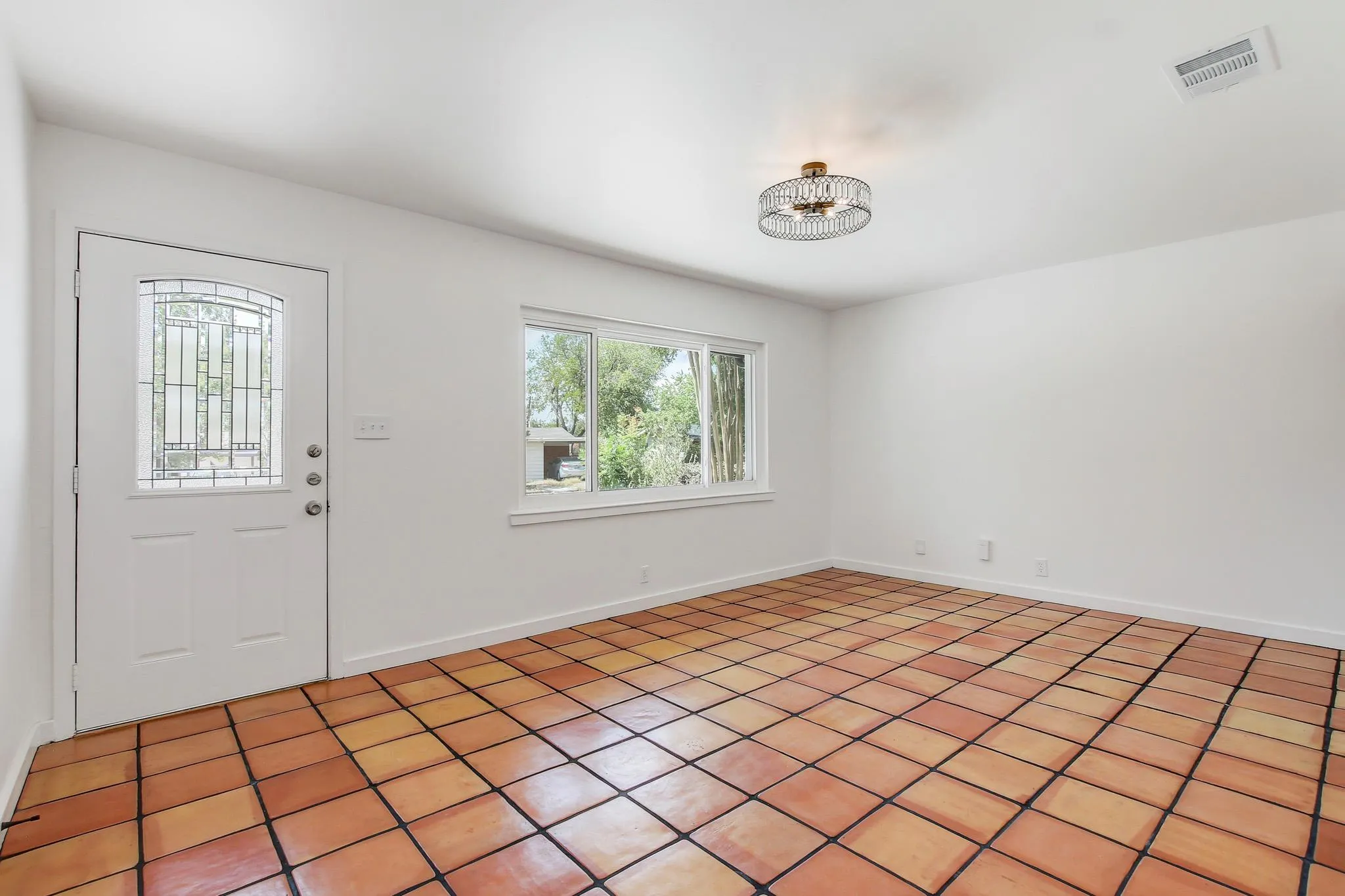 Photo 5 of 3705 TOWER VIEW CT