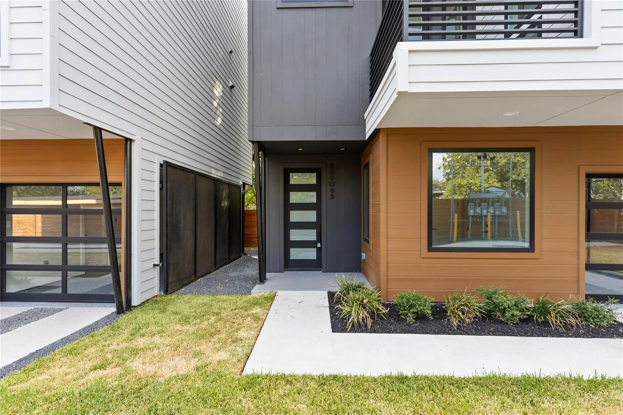Photo 5 of 100 W ODELL ST #3