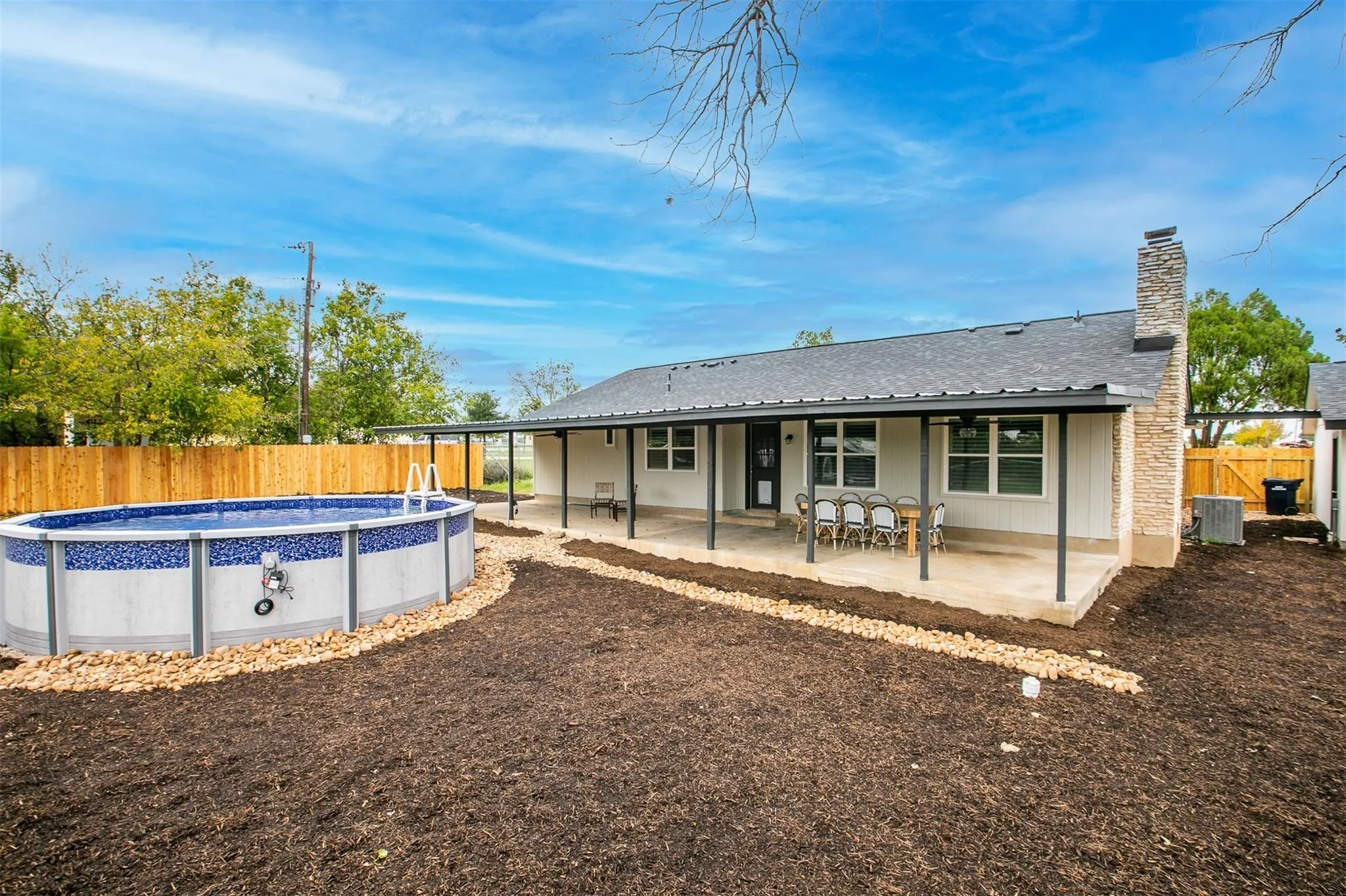 Photo 4 of 4613 JOSEPH DR