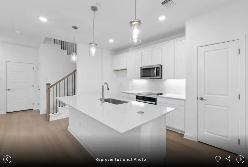 Photo 5 of 1280 E MAIN ST #504