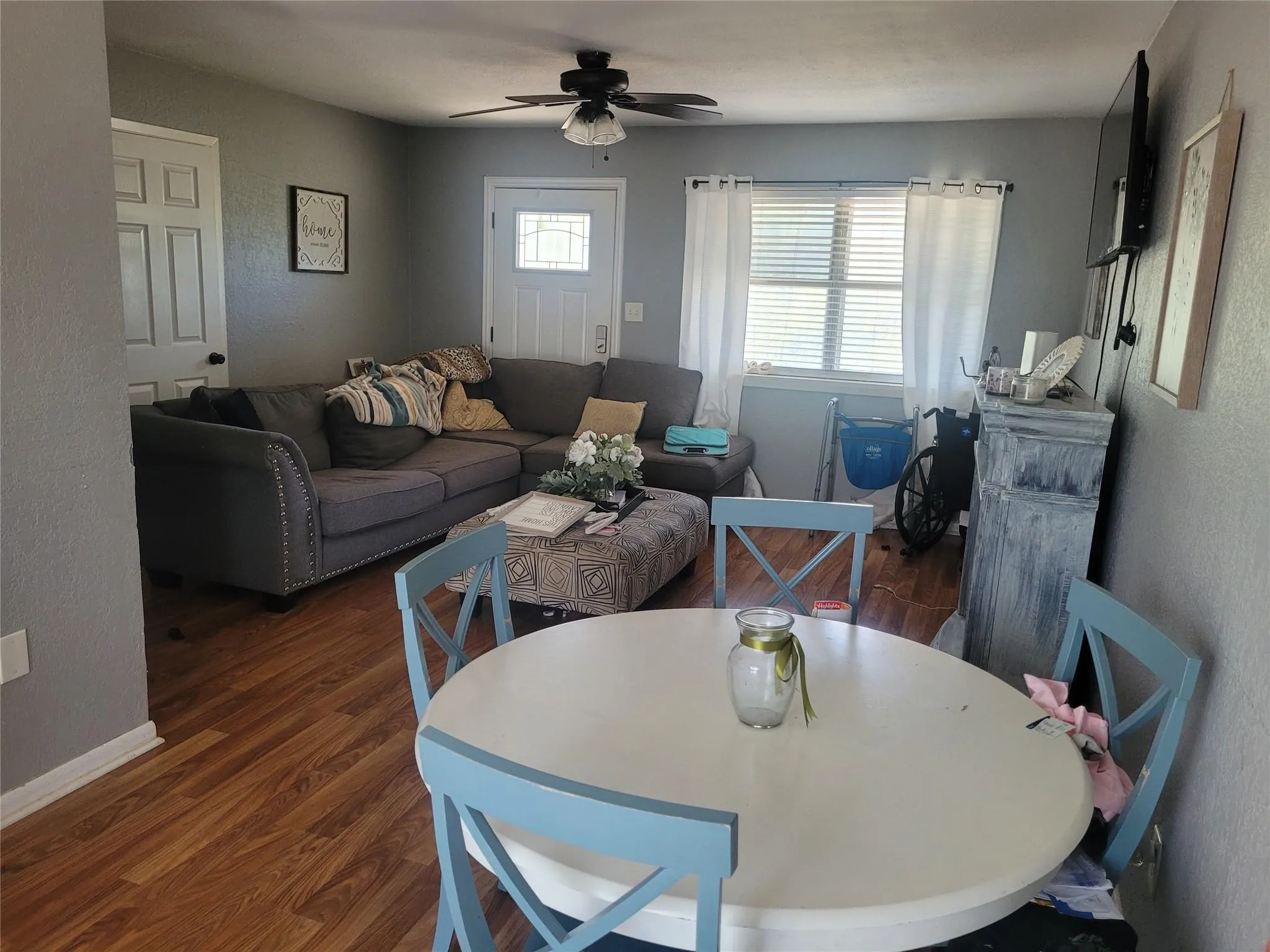 Photo 2 of 134 WHISPERING PINES DR