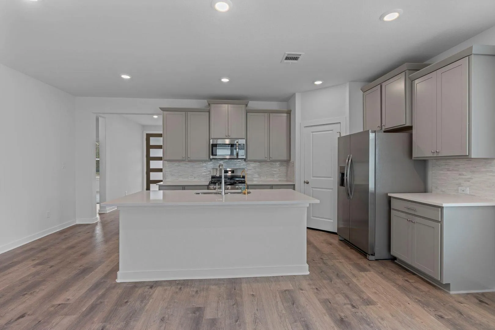 Photo 4 of 157 ADELTON BLVD