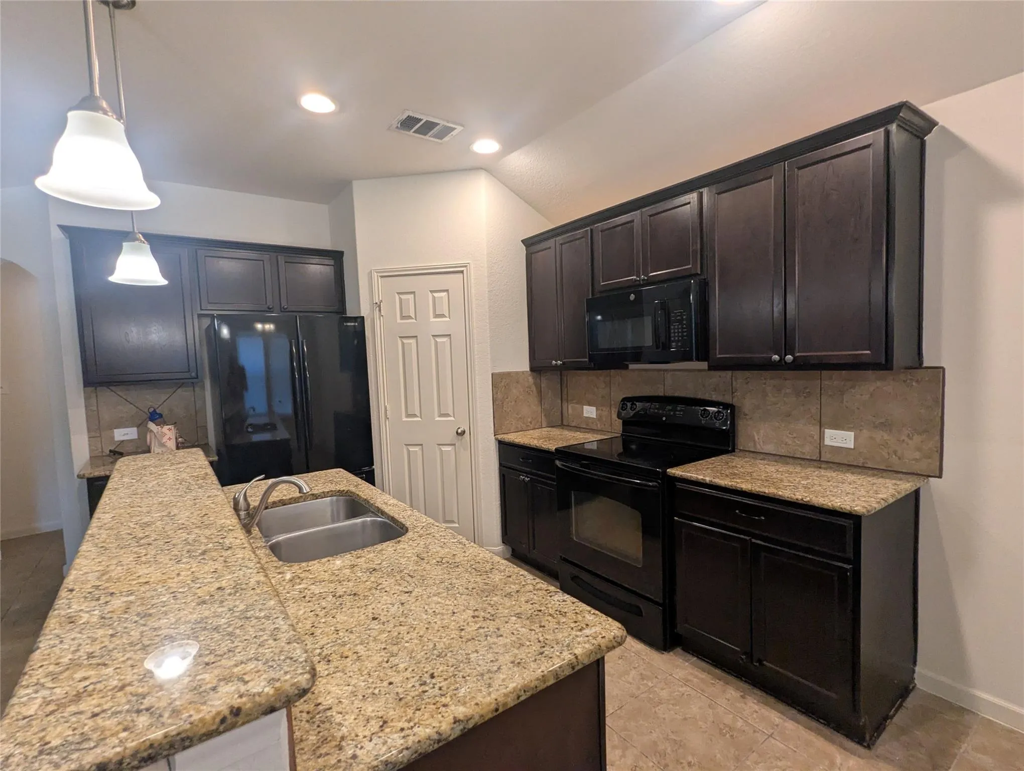 Photo 5 of 129 PARK LN