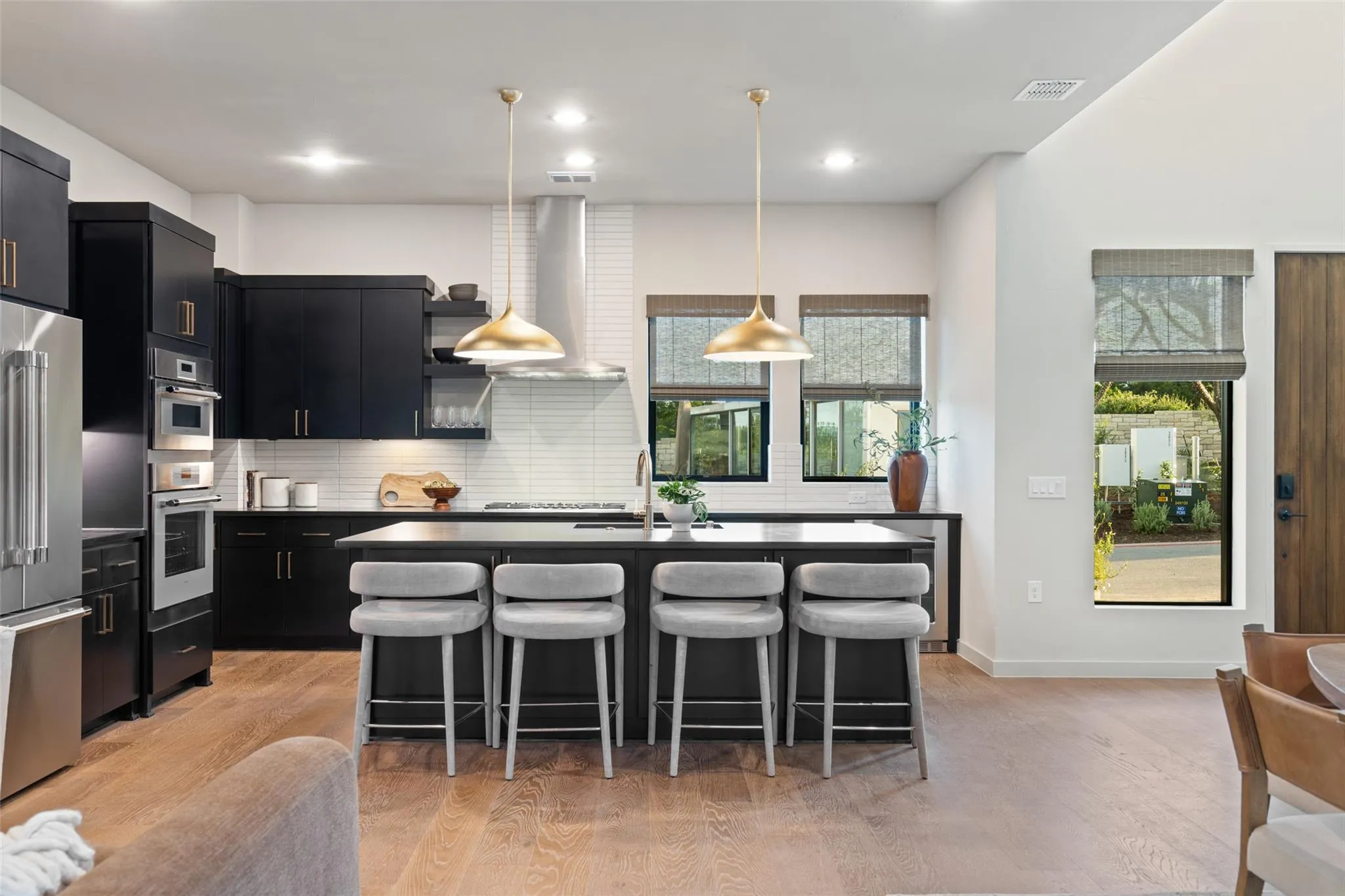 Photo 4 of 9803 RIBELIN RANCH CT #11