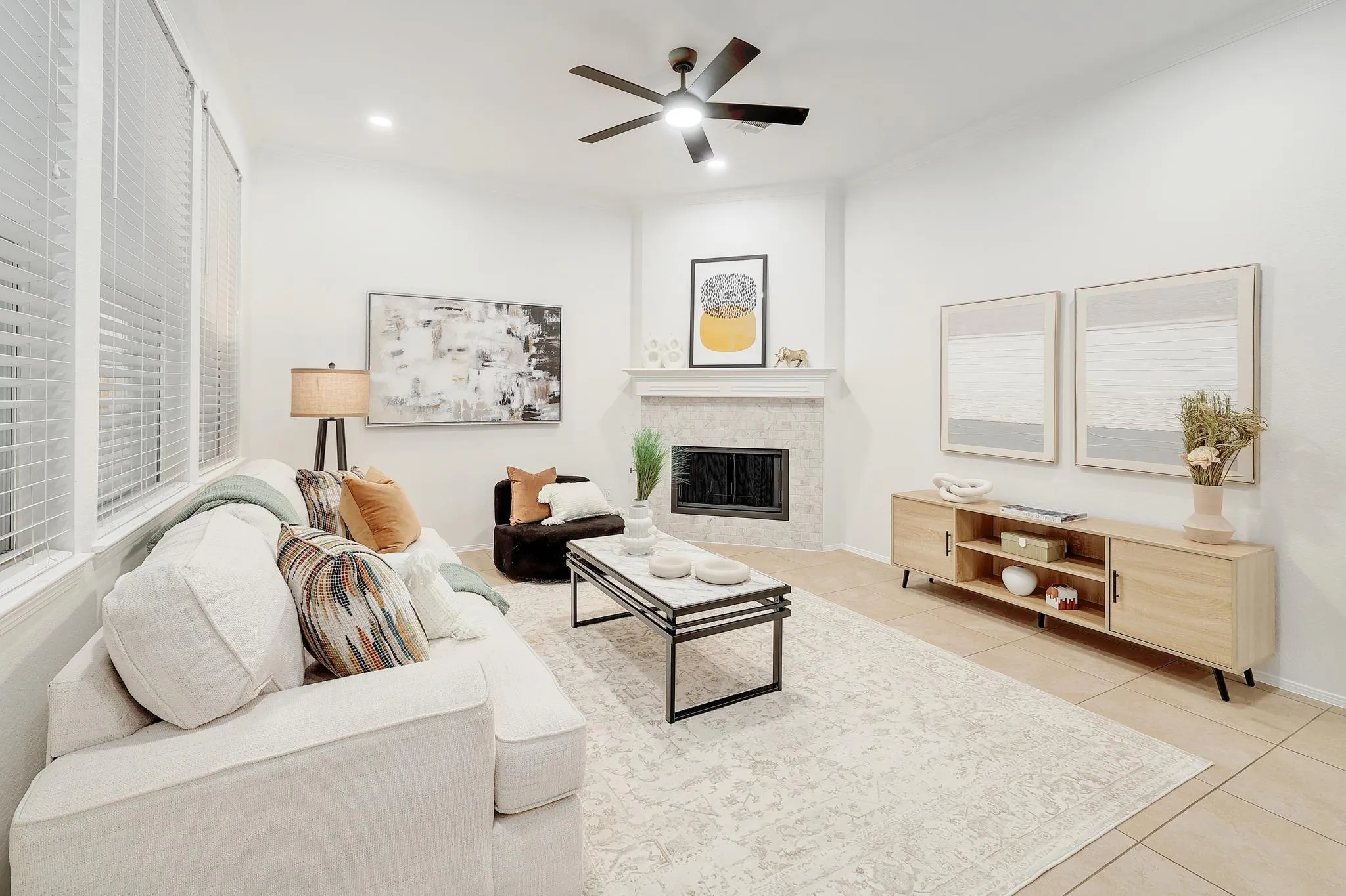 Photo 4 of 10810 PINKNEY LN