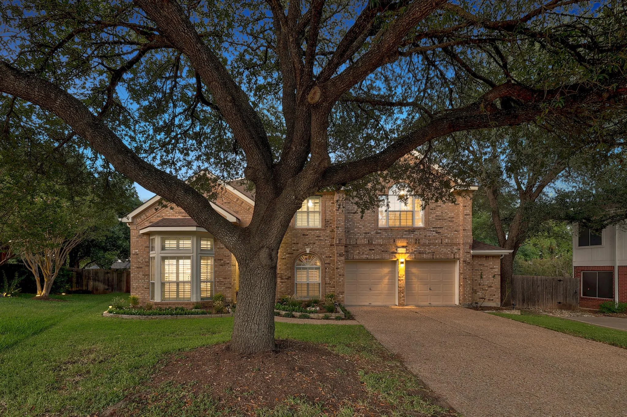 Photo of 10810 PINKNEY LN, Austin, TX, 78739